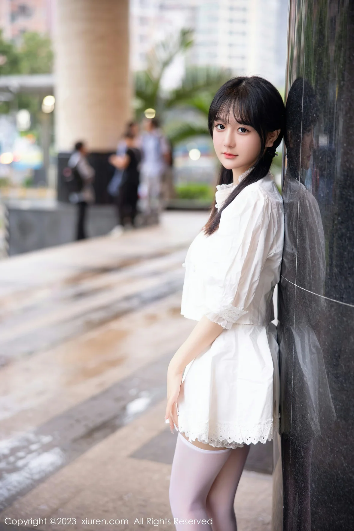 图片[2]-XiuRen 秀人 No.6933 幼幼 连衣短裙性感写真 [84P]-COS写真在线网