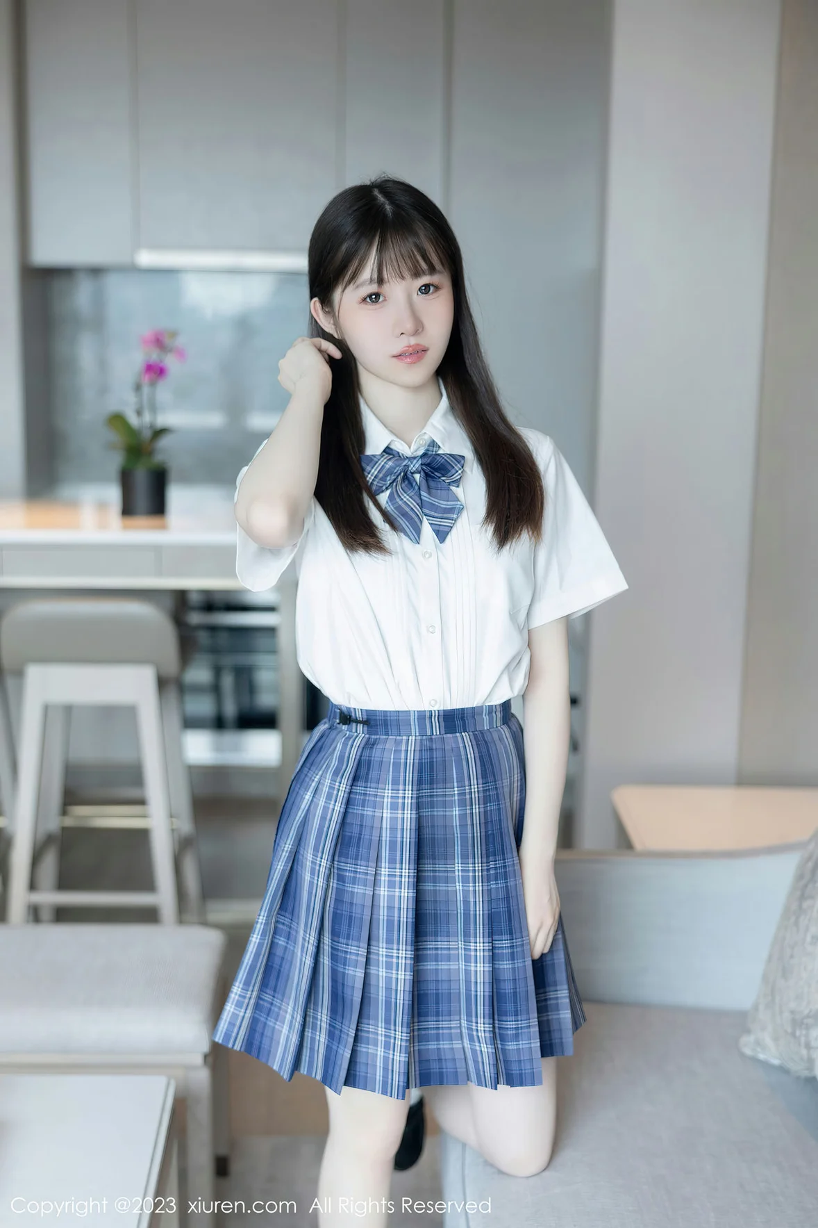 图片[2]-XiuRen 秀人 No.6993 林悠悠 jk短裙首套写真 [104P]-COS写真在线网