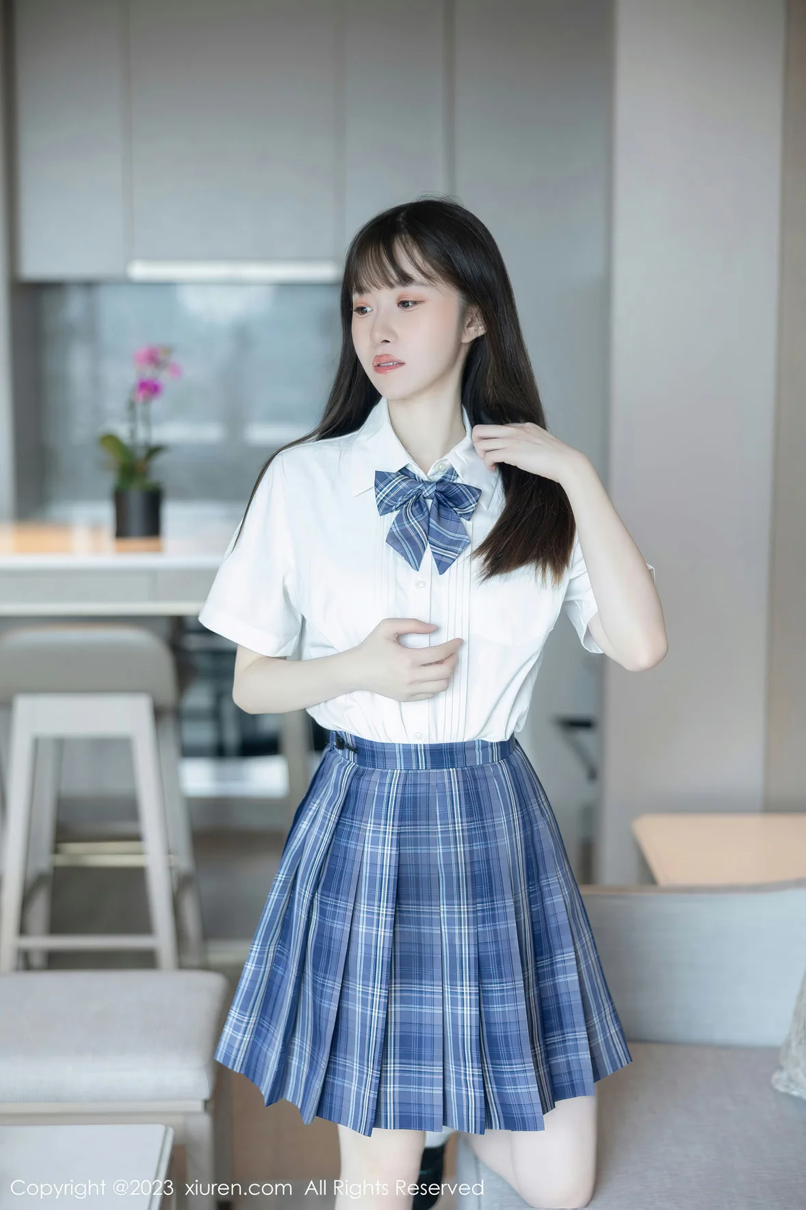 图片[3]-XiuRen 秀人 No.6993 林悠悠 jk短裙首套写真 [104P]-COS写真在线网