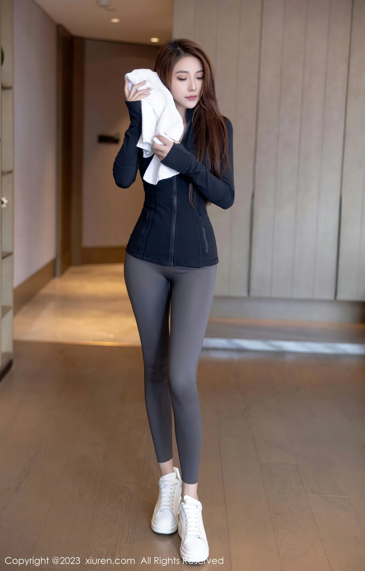 图片[4]-XiuRen 秀人 No.7001 汐汐baby 运动裤性感写真1 [99P]-COS写真在线网