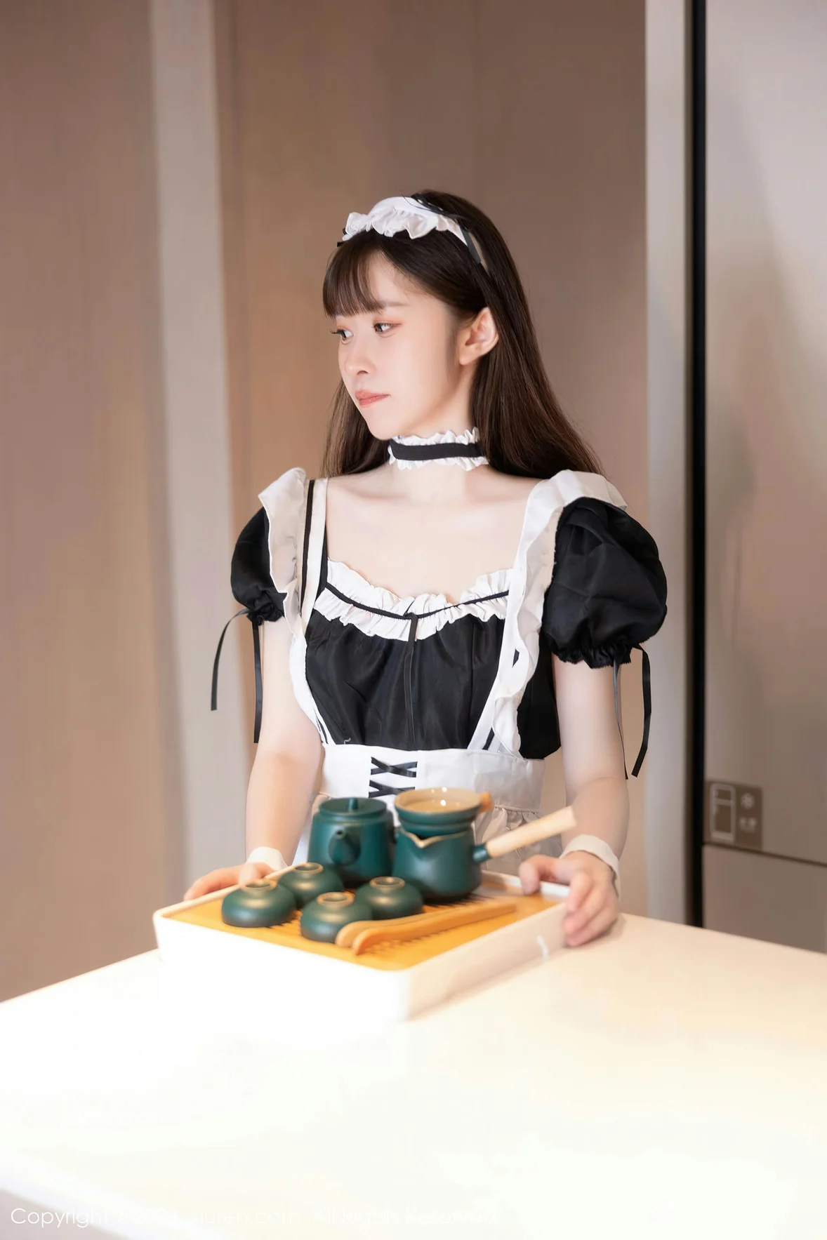图片[6]-XiuRen 秀人 No.7034 林悠悠 黑色女仆性感写真 [85P]-COS写真在线网