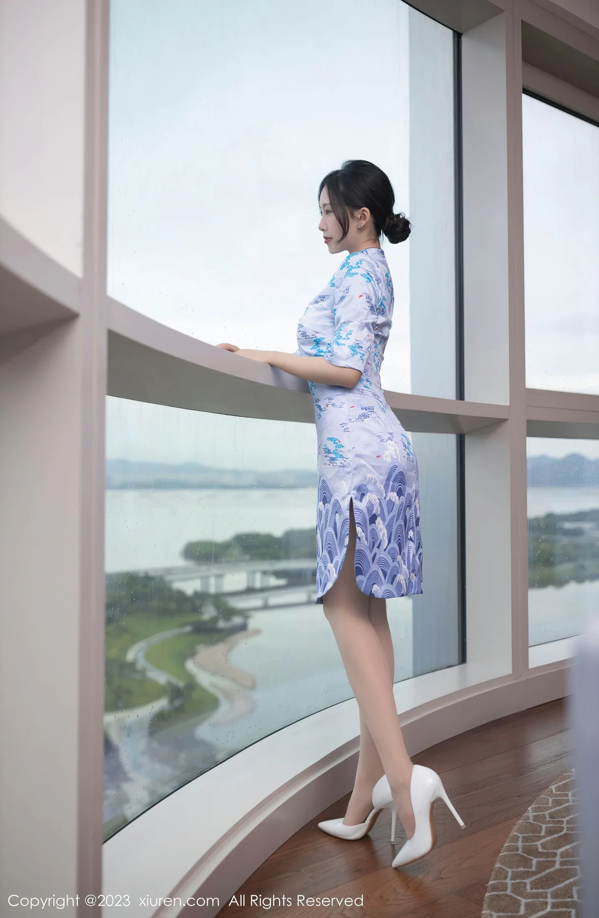 图片[5]-XiuRen 秀人 No.7101 利世 海航空姐性感写真 [76P]-COS写真在线网