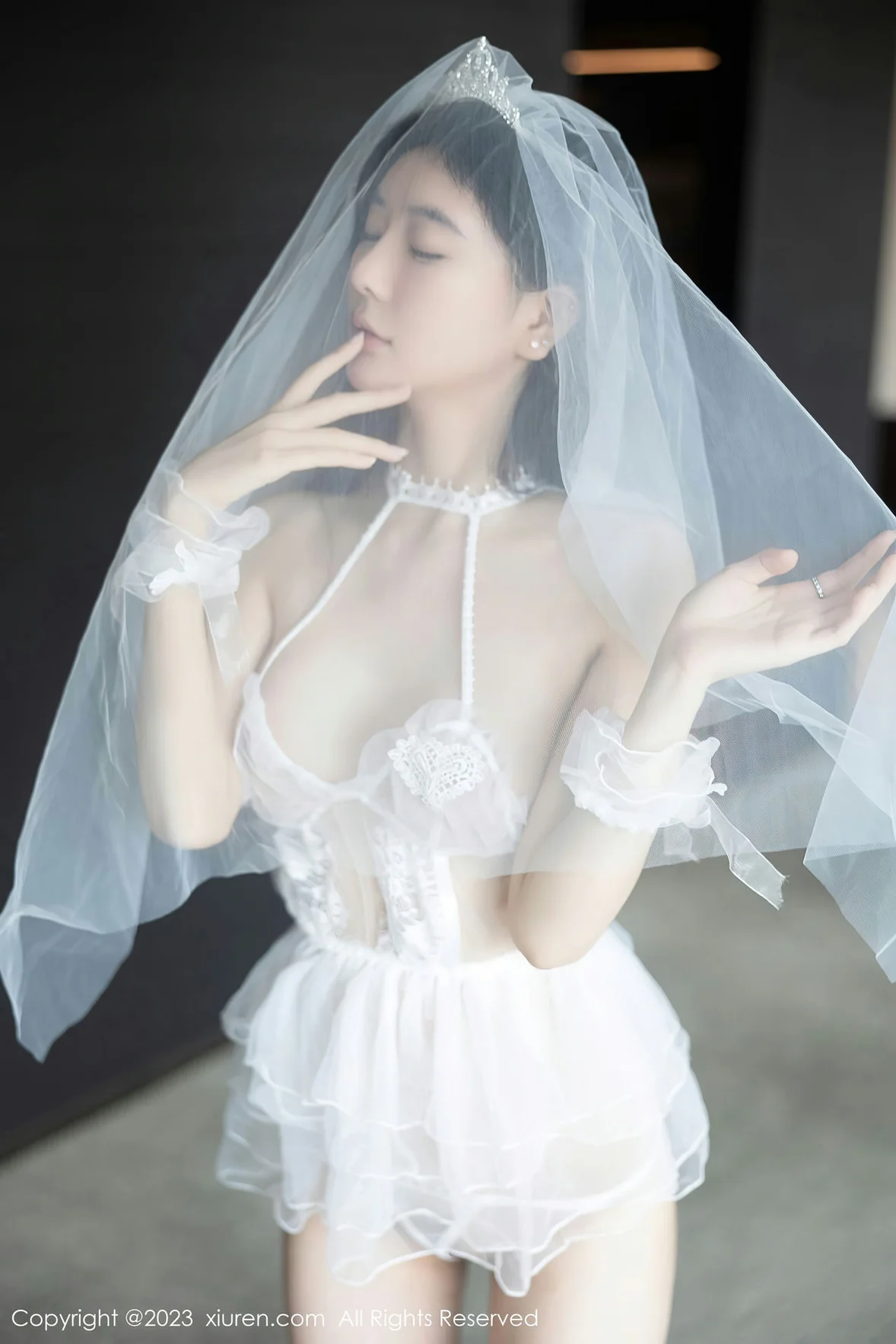 图片[6]-XiuRen 秀人 No.7165 幼幼 情趣婚纱服饰性感写真 [90P]-COS写真在线网