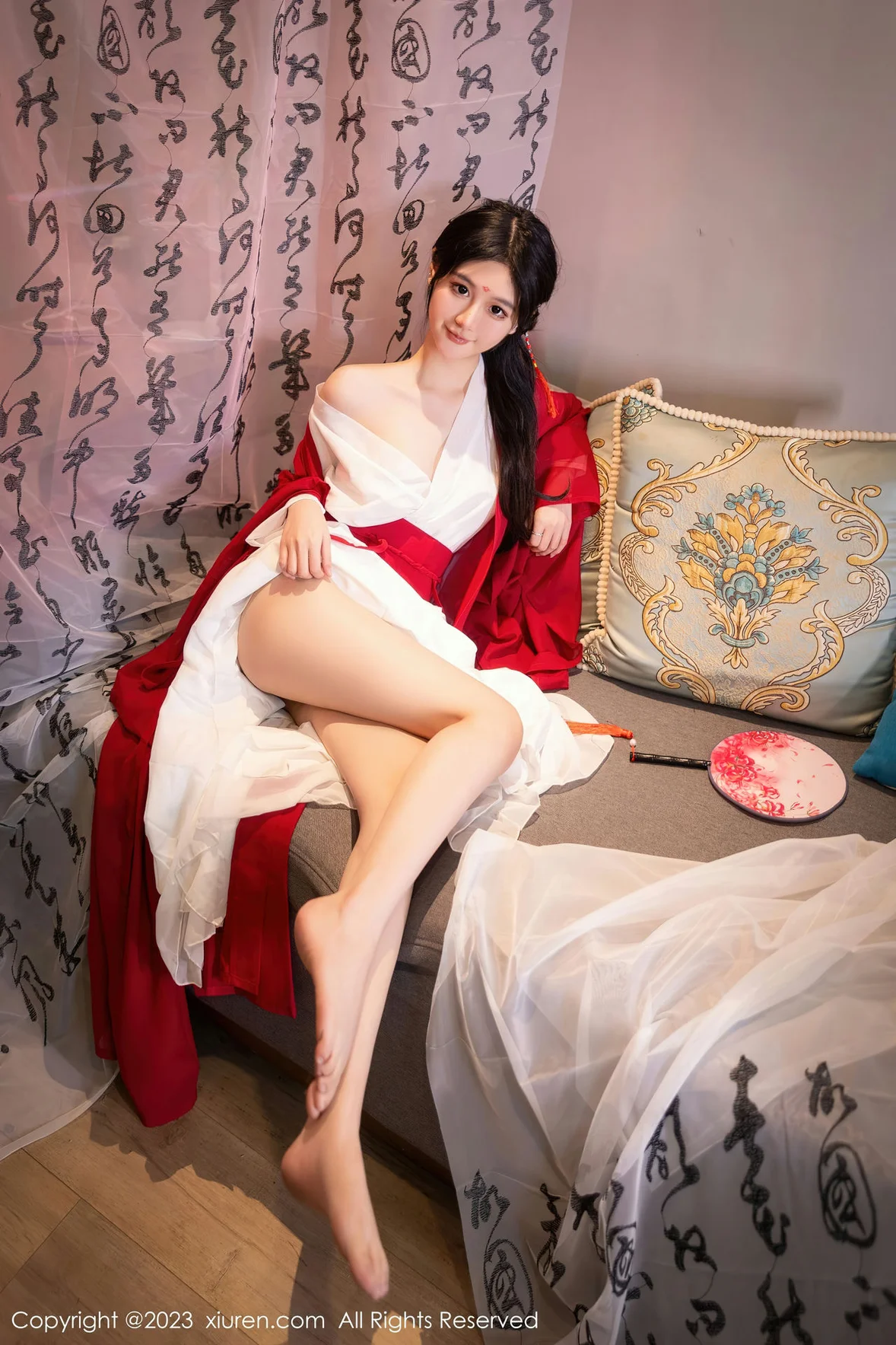 图片[6]-XiuRen 秀人 No.7192 幼幼 红色古装性感写真 [93P]-COS写真在线网