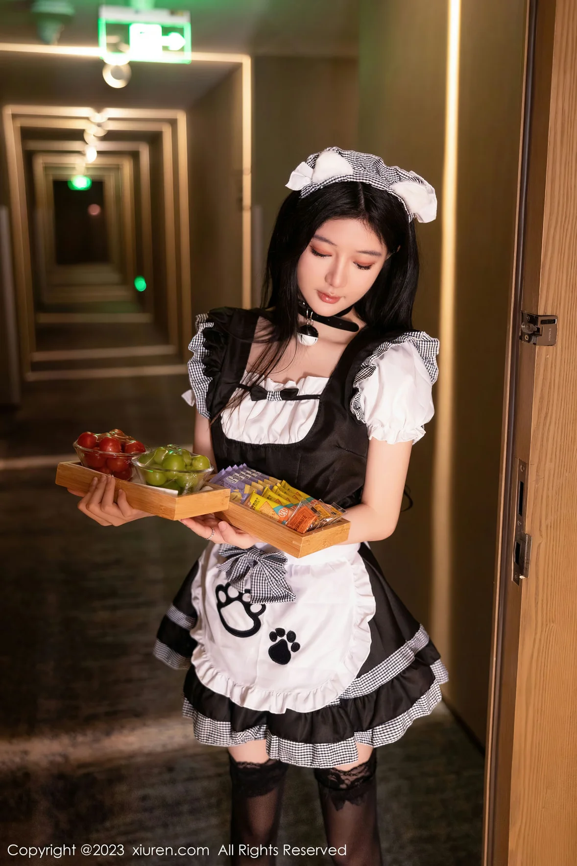 图片[2]-XiuRen 秀人 No.7237 幼幼 女仆装性感写真 [104P]-COS写真在线网