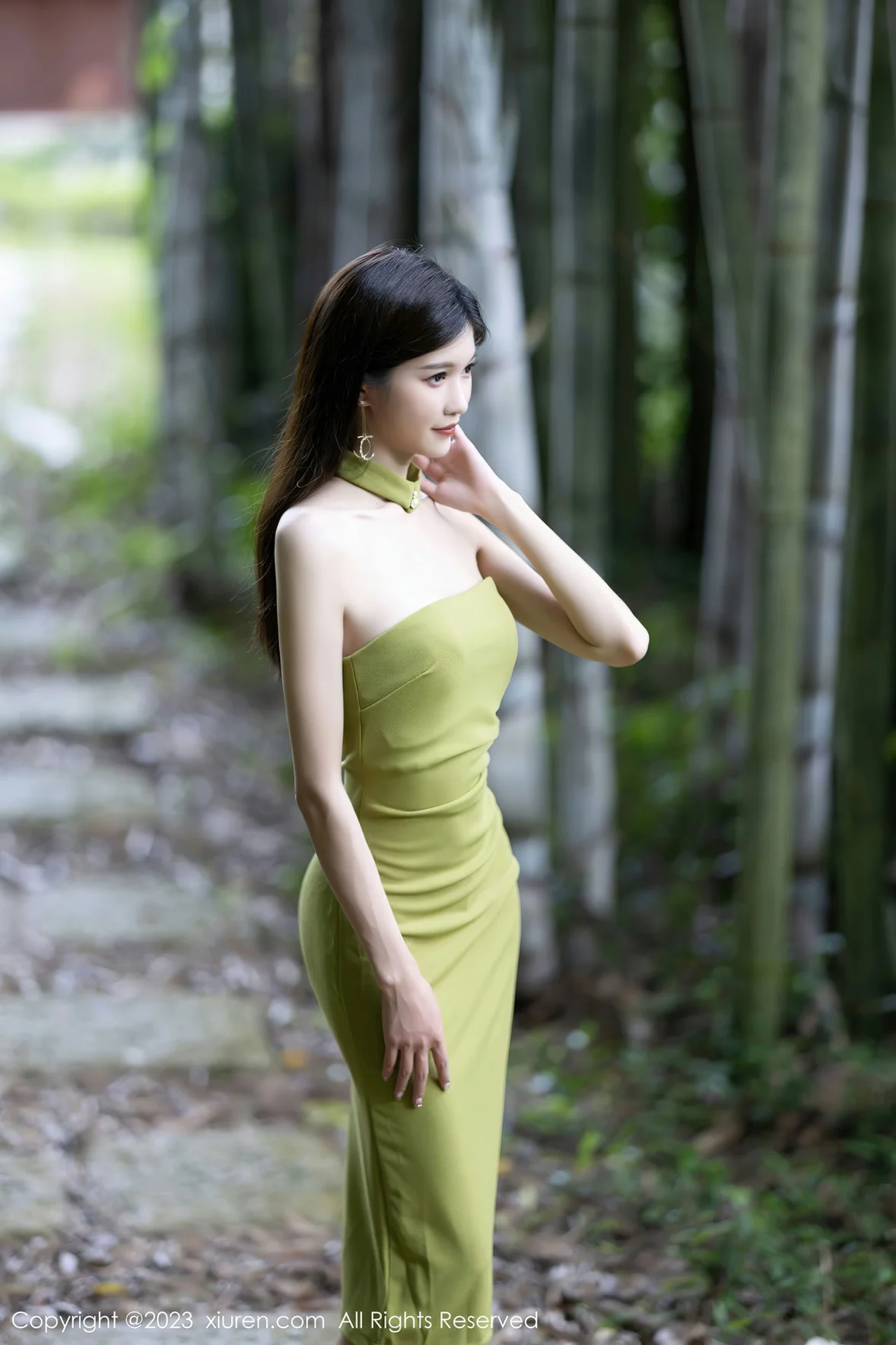 图片[2]-XiuRen 秀人 No.7241 程程程 链式内衣安吉旅拍 [84P]-COS写真在线网