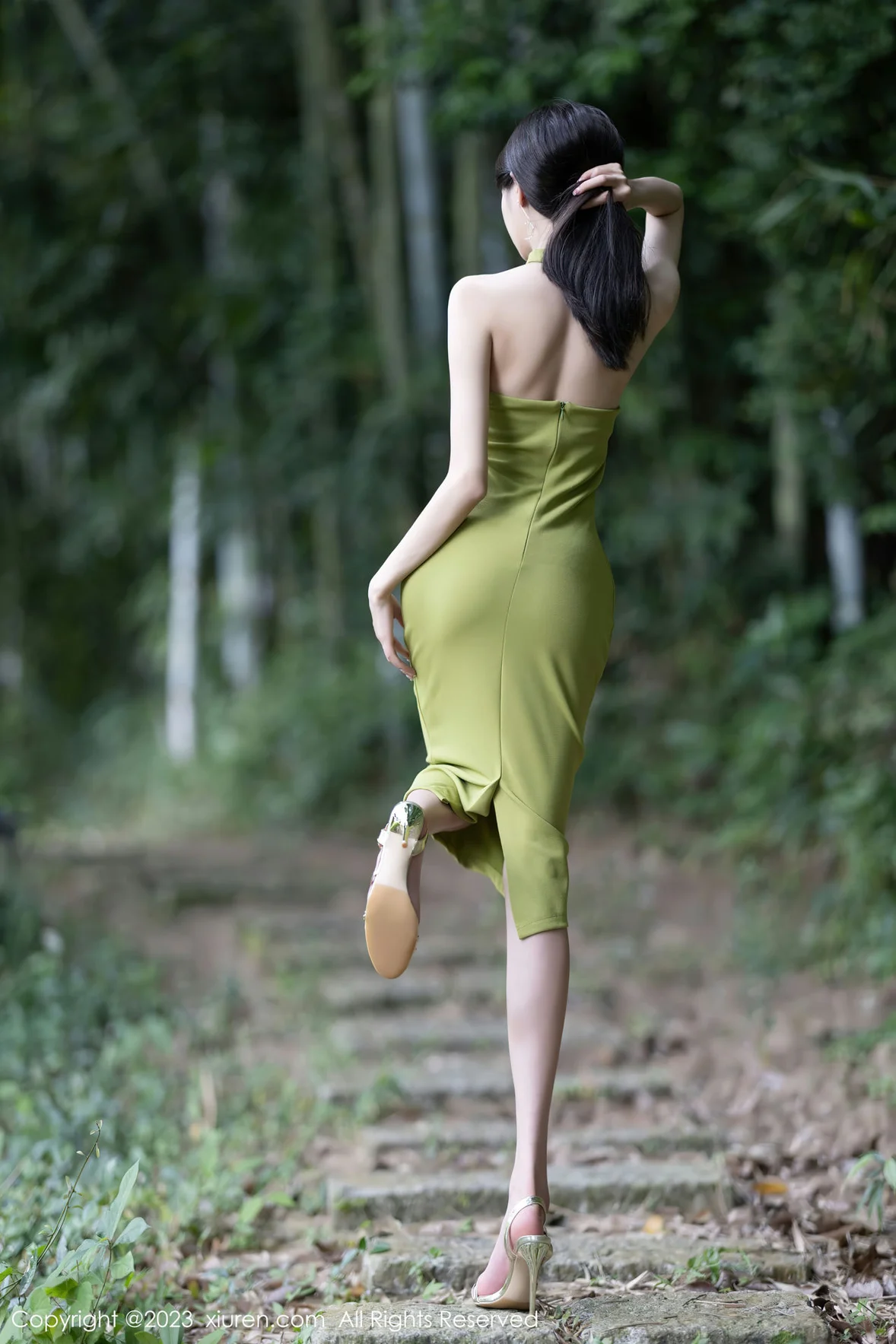 图片[4]-XiuRen 秀人 No.7241 程程程 链式内衣安吉旅拍 [84P]-COS写真在线网