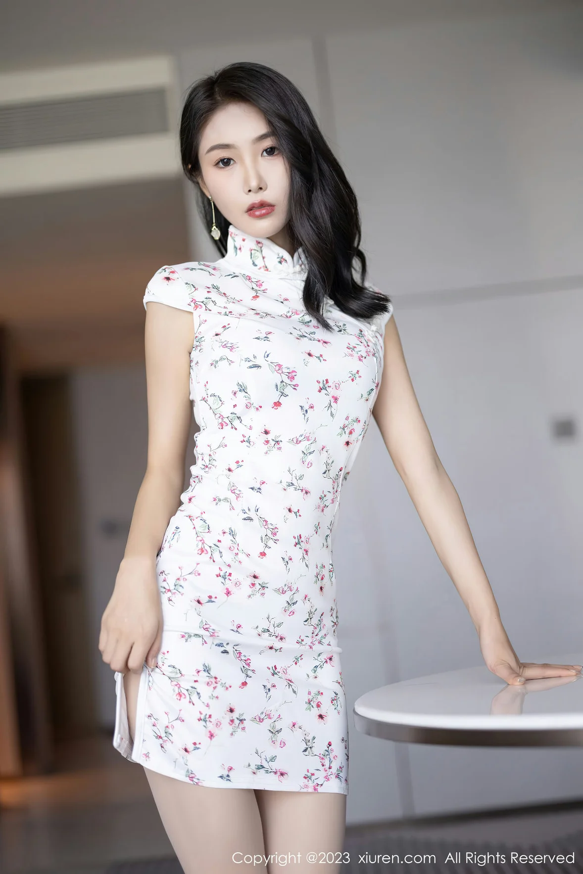 图片[3]-XiuRen 秀人 No.7279 苏苏阿 旗袍服饰性感写真 [88P]-COS写真在线网