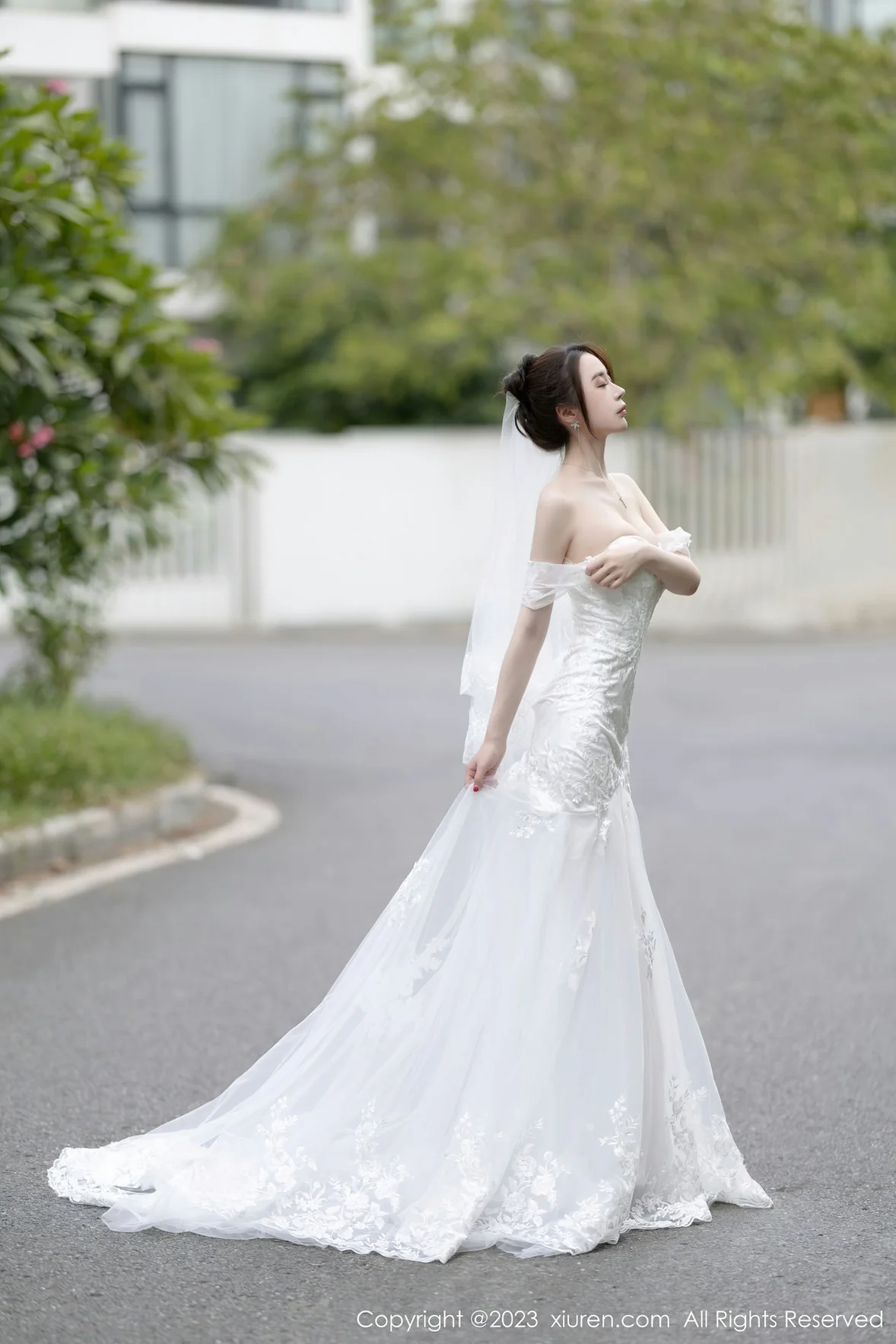 图片[4]-XiuRen 秀人 No.7310 梦心玥 白色婚纱服饰安吉旅拍 [84P]-COS写真在线网