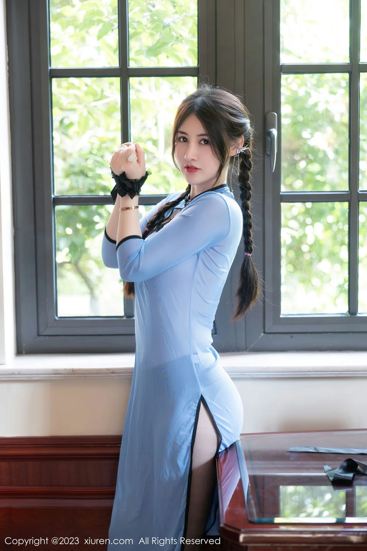 图片[3]-XiuRen 秀人 No.7357 诗诗kiki 轻透旗袍性感写真 [85P]-COS写真在线网