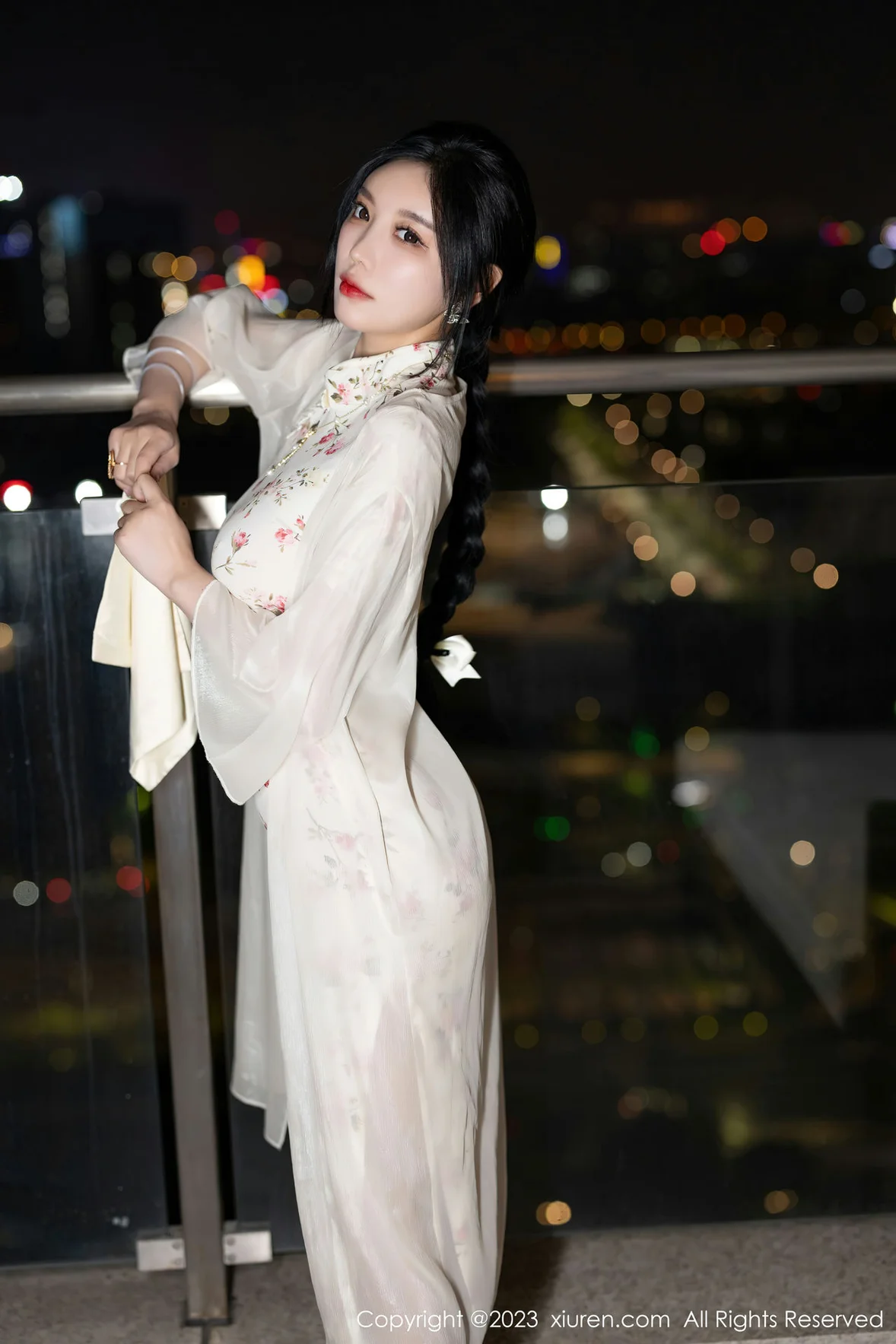 图片[4]-秀人网 No.7363 杨晨晨Yome 碎花旗袍浙江安吉旅拍 [87P]-COS写真在线网