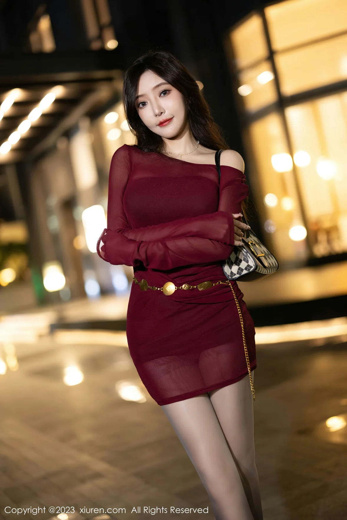 图片[2]-秀人网 No.7400 王馨瑶yanni 黑色情趣内衣安吉旅拍 [93P]-COS写真在线网