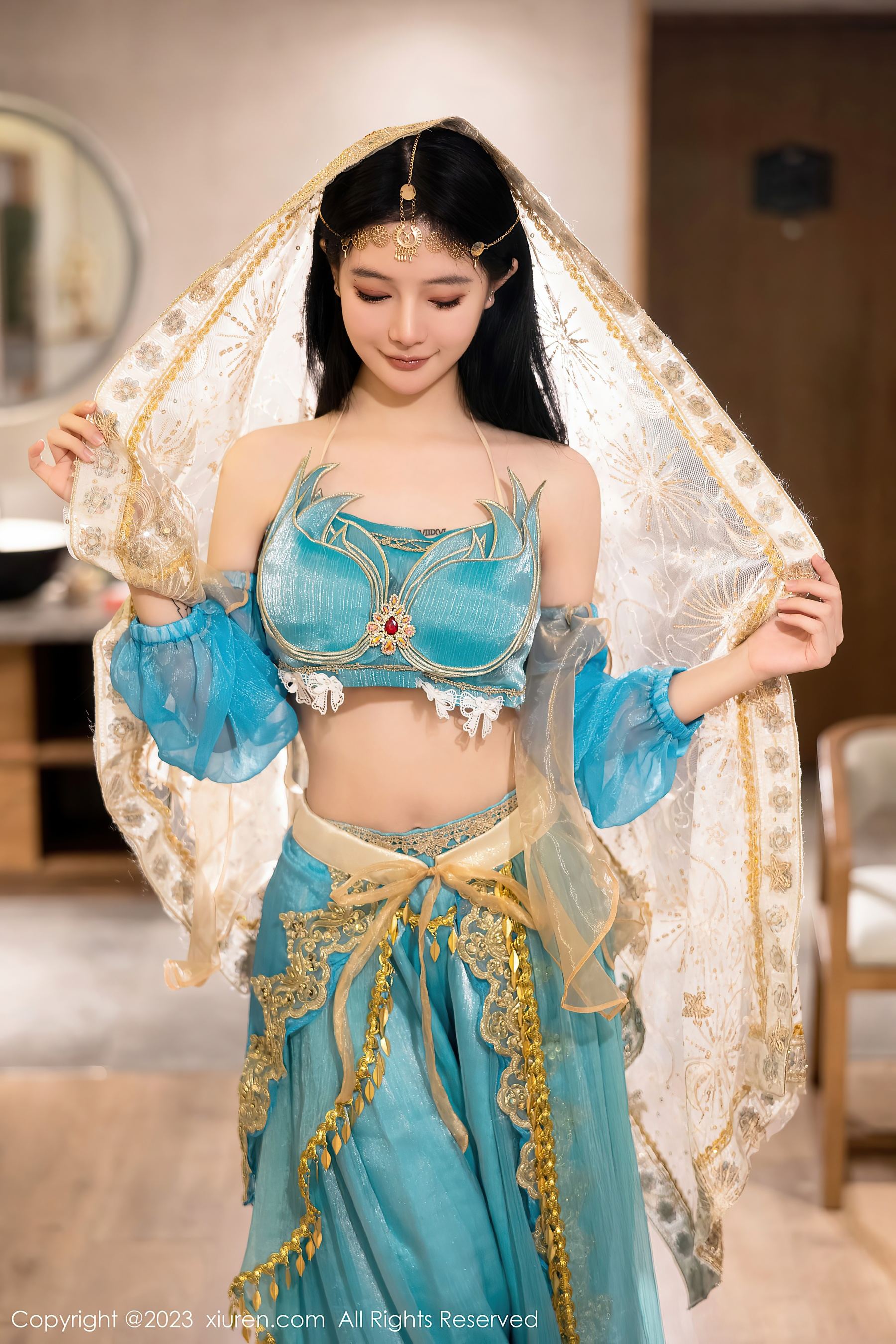 图片[2]-XiuRen 秀人 No.7469 幼幼 西域舞娘美腿-COS写真在线网