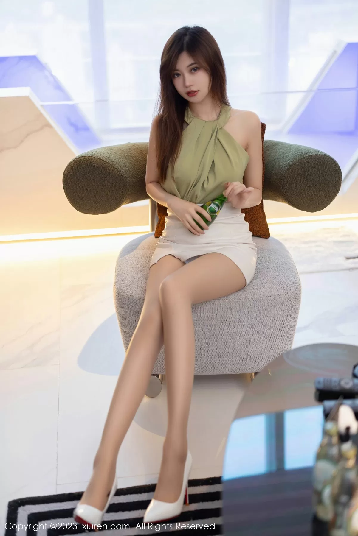 图片[3]-XiuRen 秀人 No.7503 绮里嘉ula [116P]-COS写真在线网