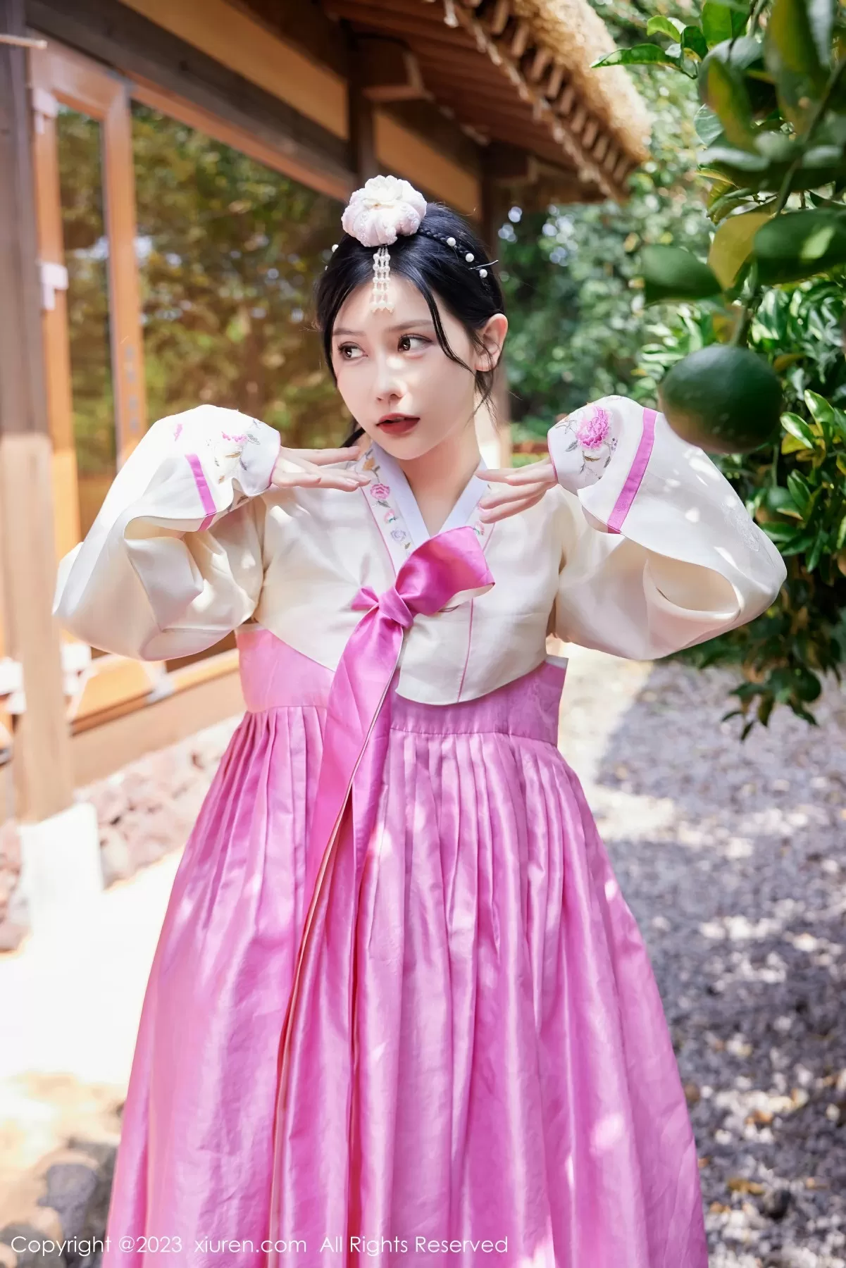 图片[3]-XiuRen 秀人 No.7564 尹甜甜 [69P]-COS写真在线网