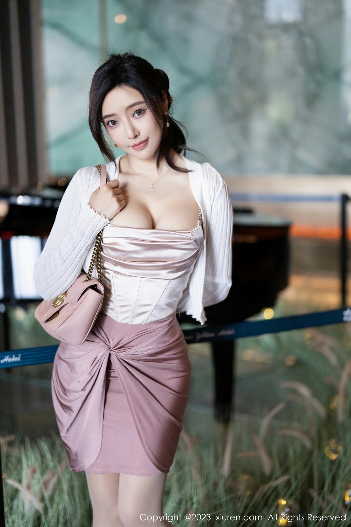 图片[3]-Xiuren 秀人 No.7640 王馨瑶yanni [88P]-COS写真在线网