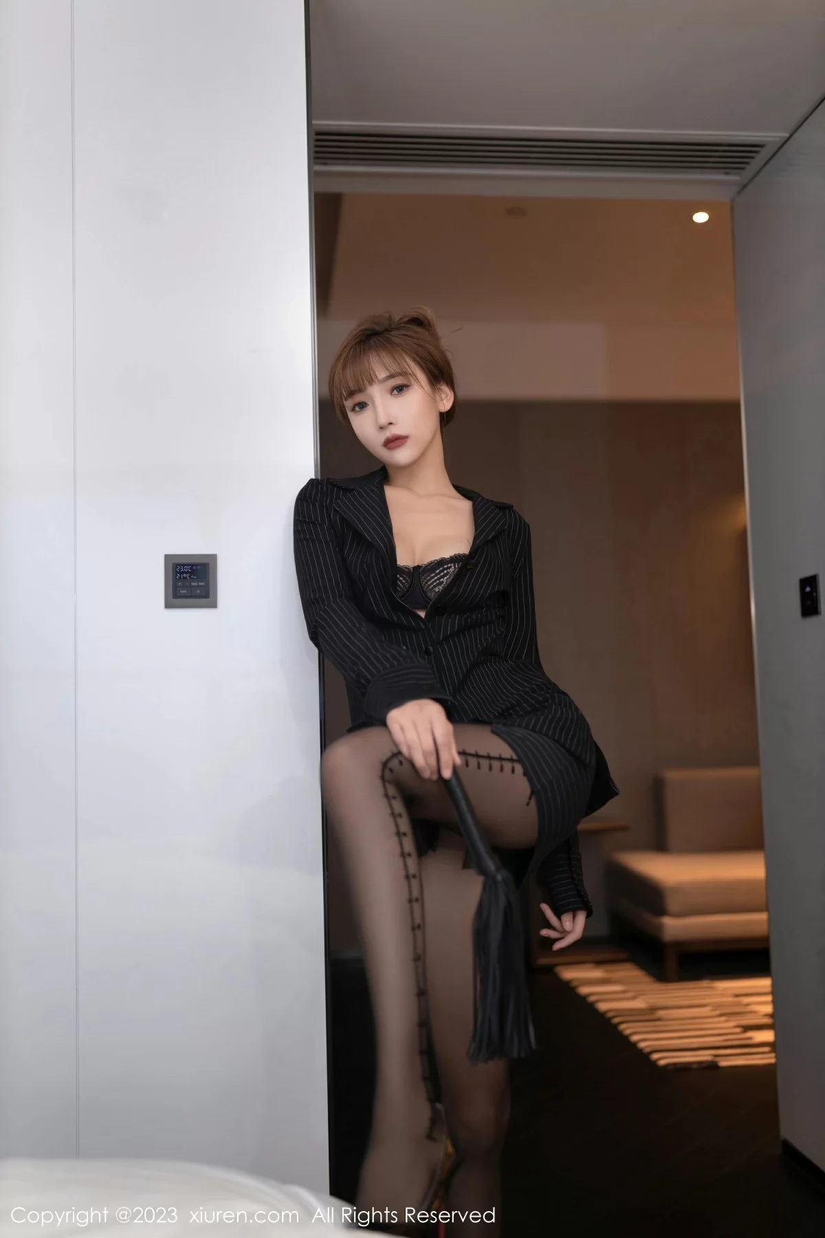 图片[5]-Xiuren 秀人 No.7675 陆萱萱 [75P]-COS写真在线网