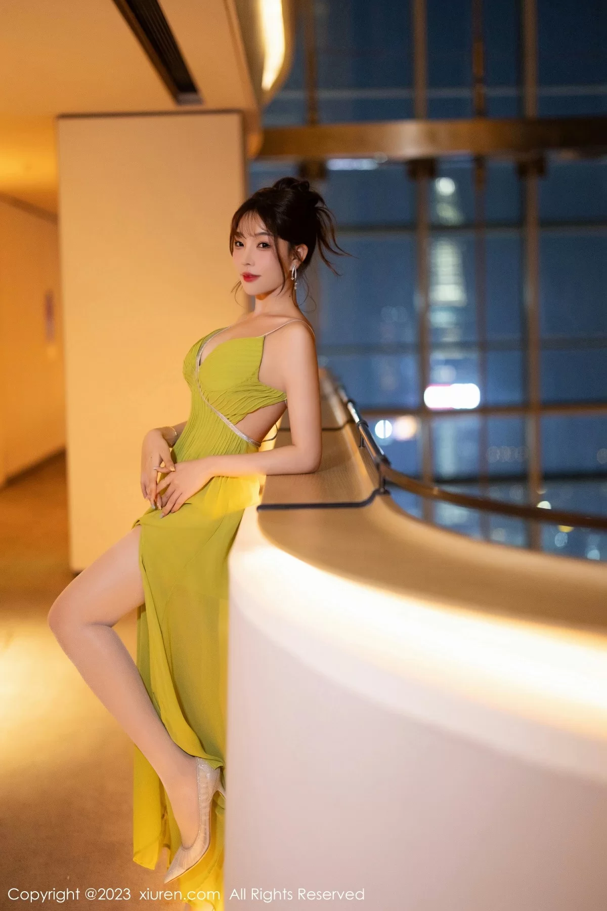 图片[2]-Xiuren 秀人 No.7696 徐莉芝Booty [83P]-COS写真在线网