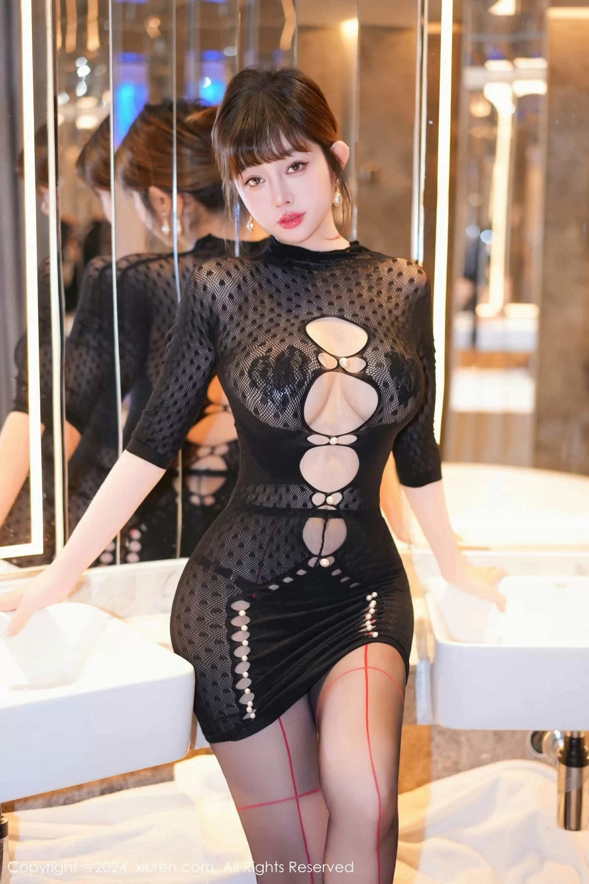 图片[2]-XiuRen 秀人 No.7917 王雨纯 [77P]-COS写真在线网