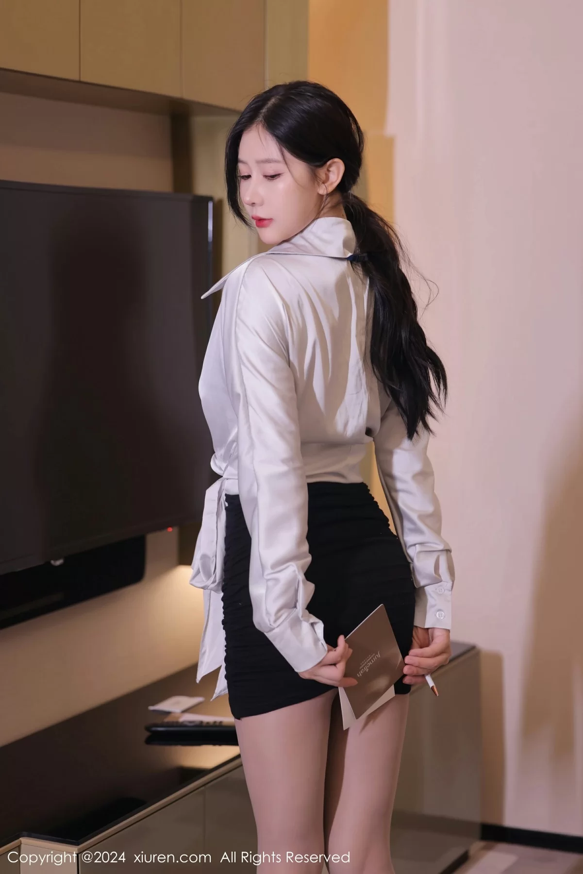 图片[3]-XiuRen 秀人 No.7926 尹甜甜 [72P]-COS写真在线网
