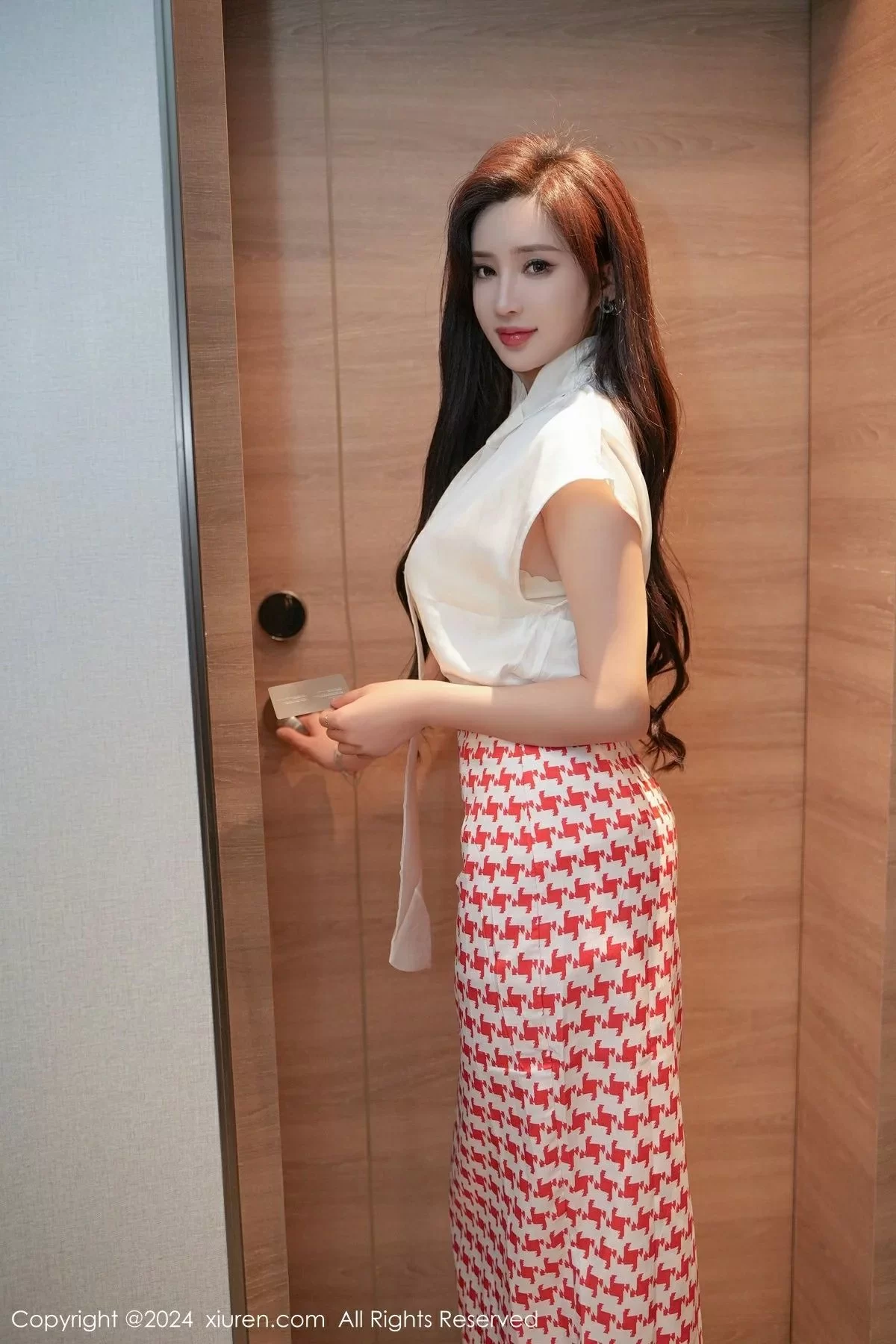 图片[2]-XiuRen 秀人 No.7944 Carol周妍希 [66P]-COS写真在线网