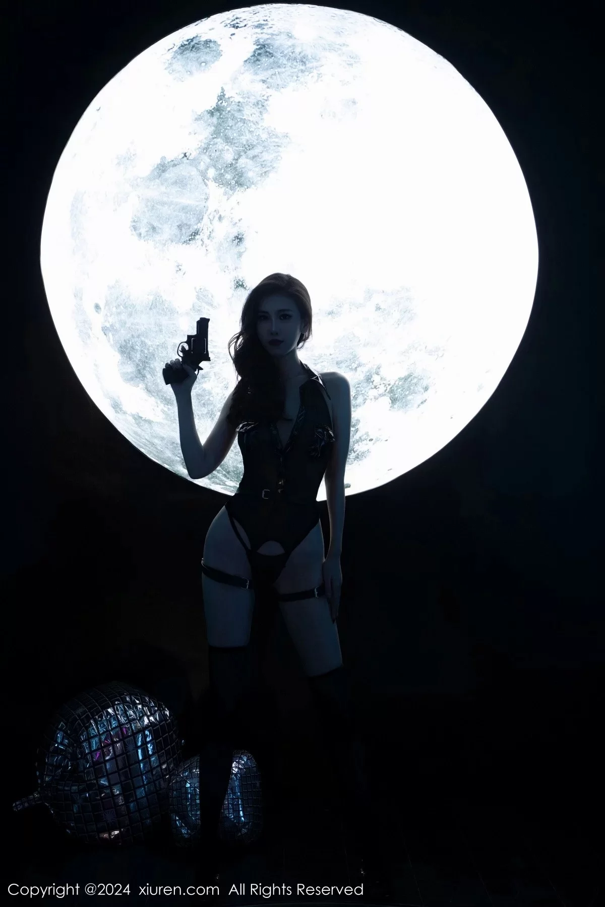 图片[2]-XiuRen 秀人 No.7952 章芃芃 [81P]-COS写真在线网
