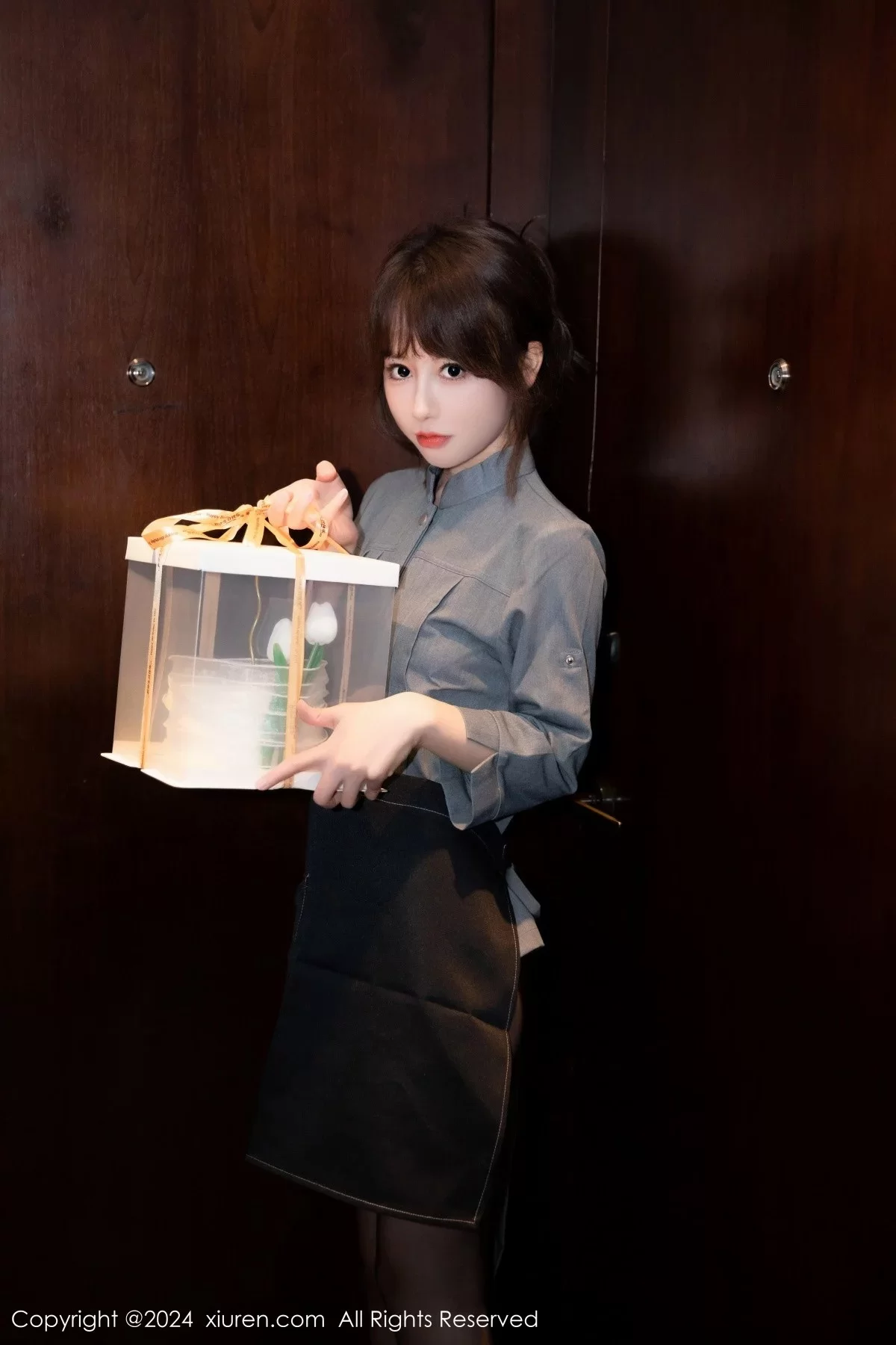 图片[2]-XiuRen 秀人 No.7953 金tiao [74P]-COS写真在线网