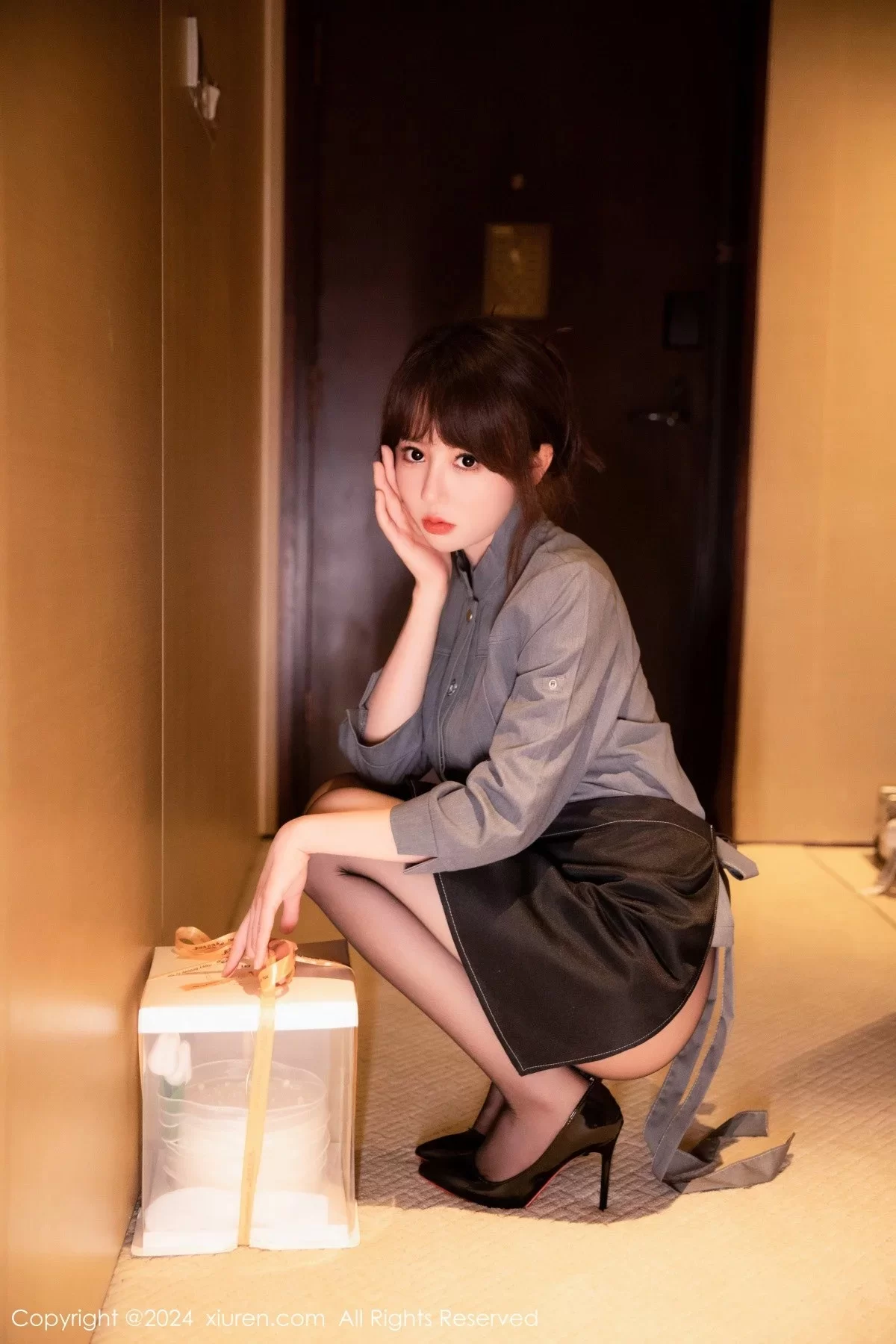 图片[4]-XiuRen 秀人 No.7953 金tiao [74P]-COS写真在线网
