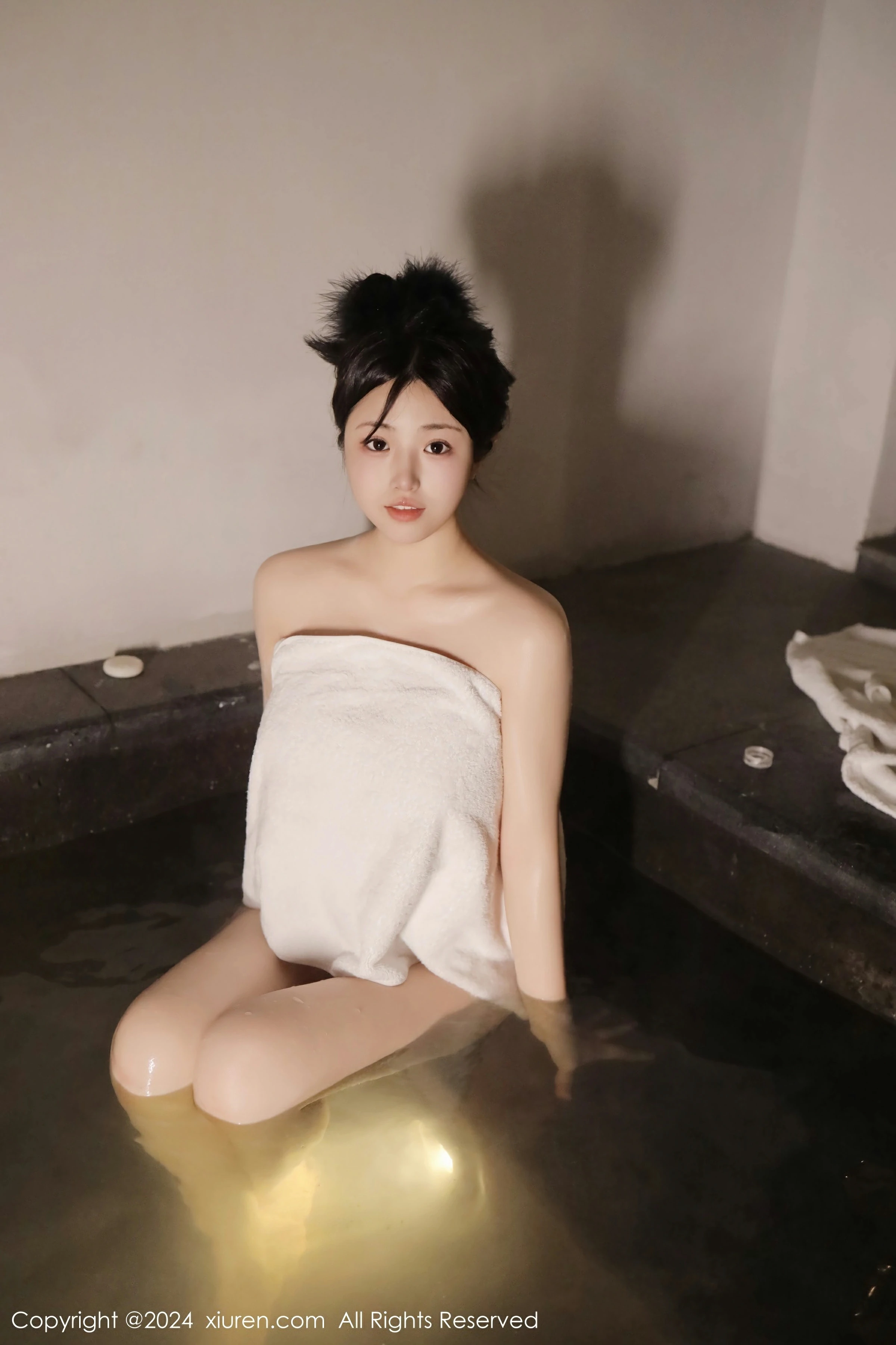 图片[2]-XiuRen 秀人 No.7977 陈小花 [58P]-COS写真在线网