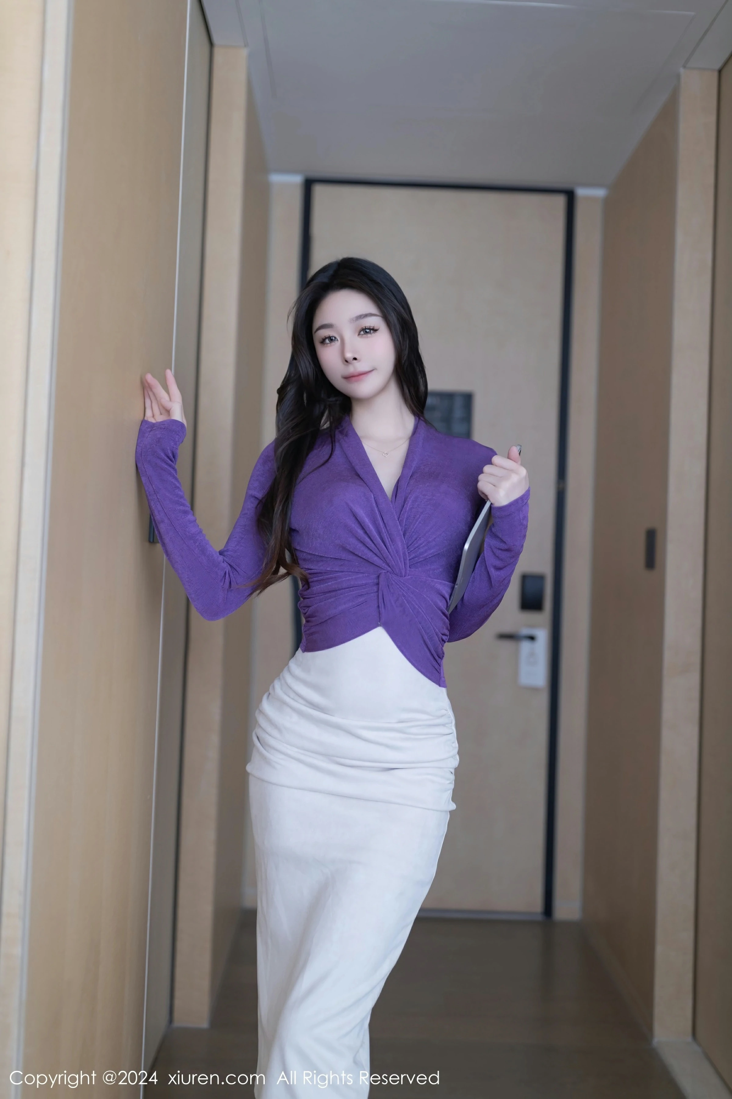 图片[3]-XiuRen 秀人 No.7982 是小逗逗 [80P]-COS写真在线网
