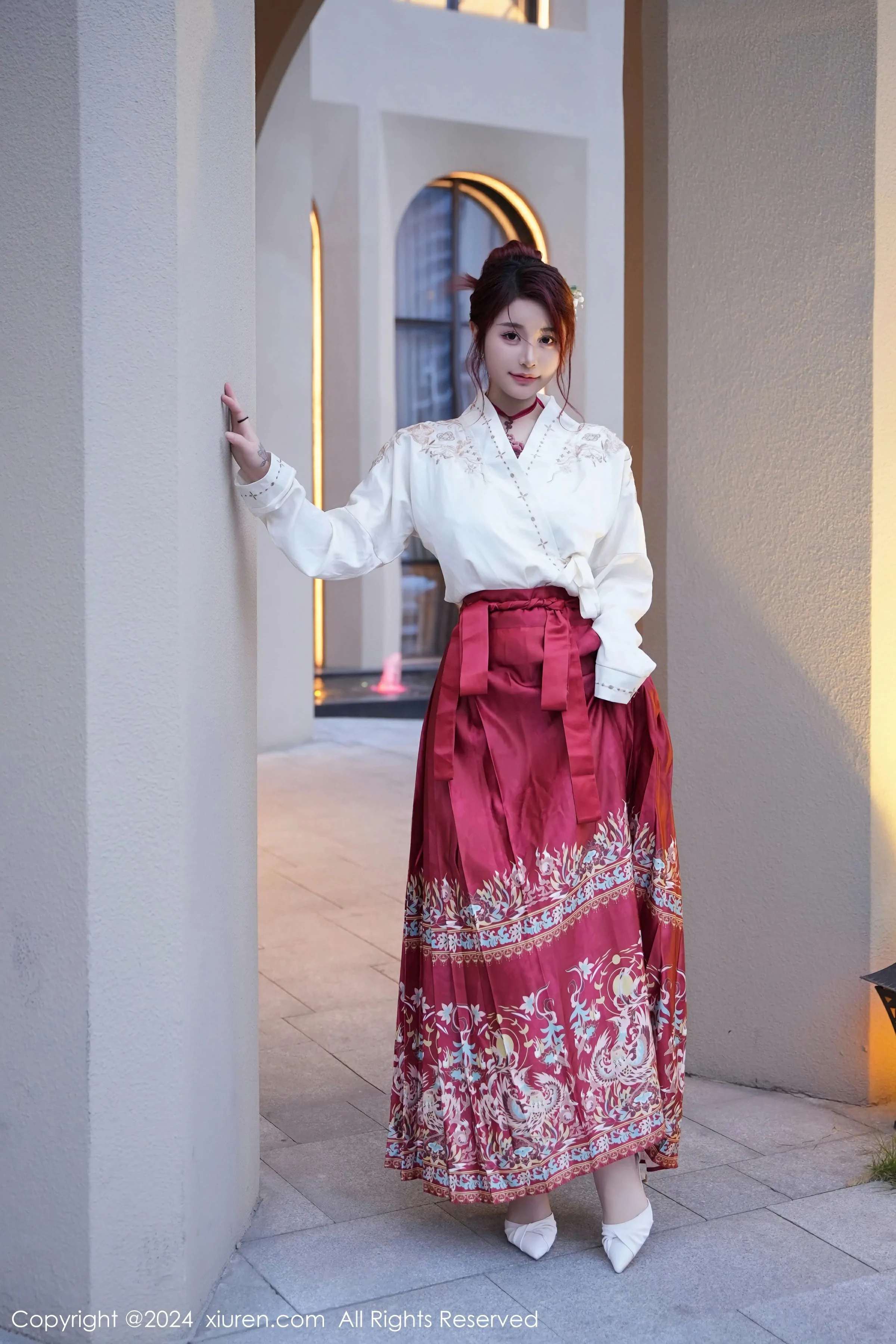 图片[6]-XiuRen 秀人 No.7985 美七 Mia [70P]-COS写真在线网