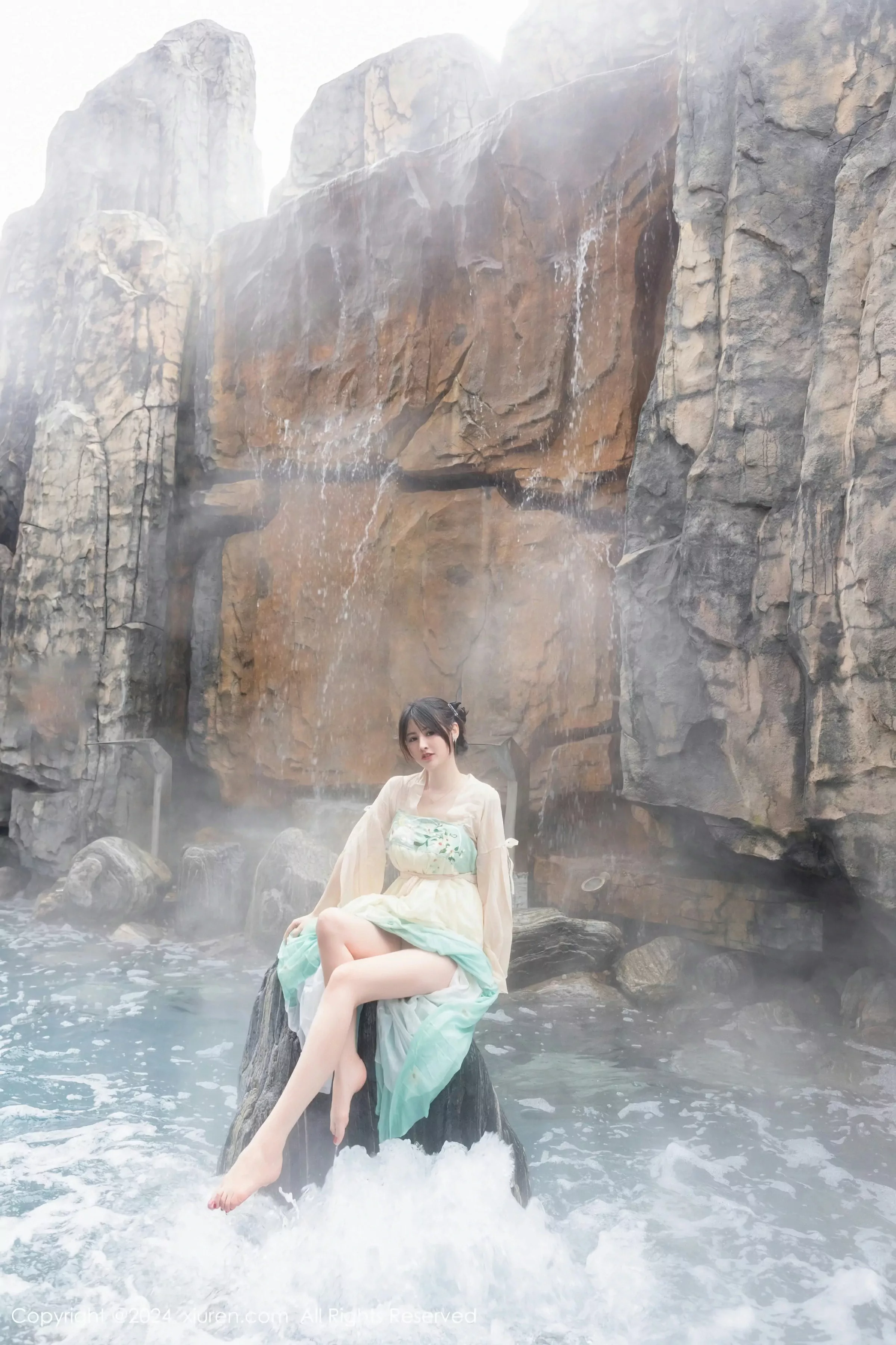图片[4]-XiuRen 秀人 No.8128 诗诗kiki [82P]-COS写真在线网