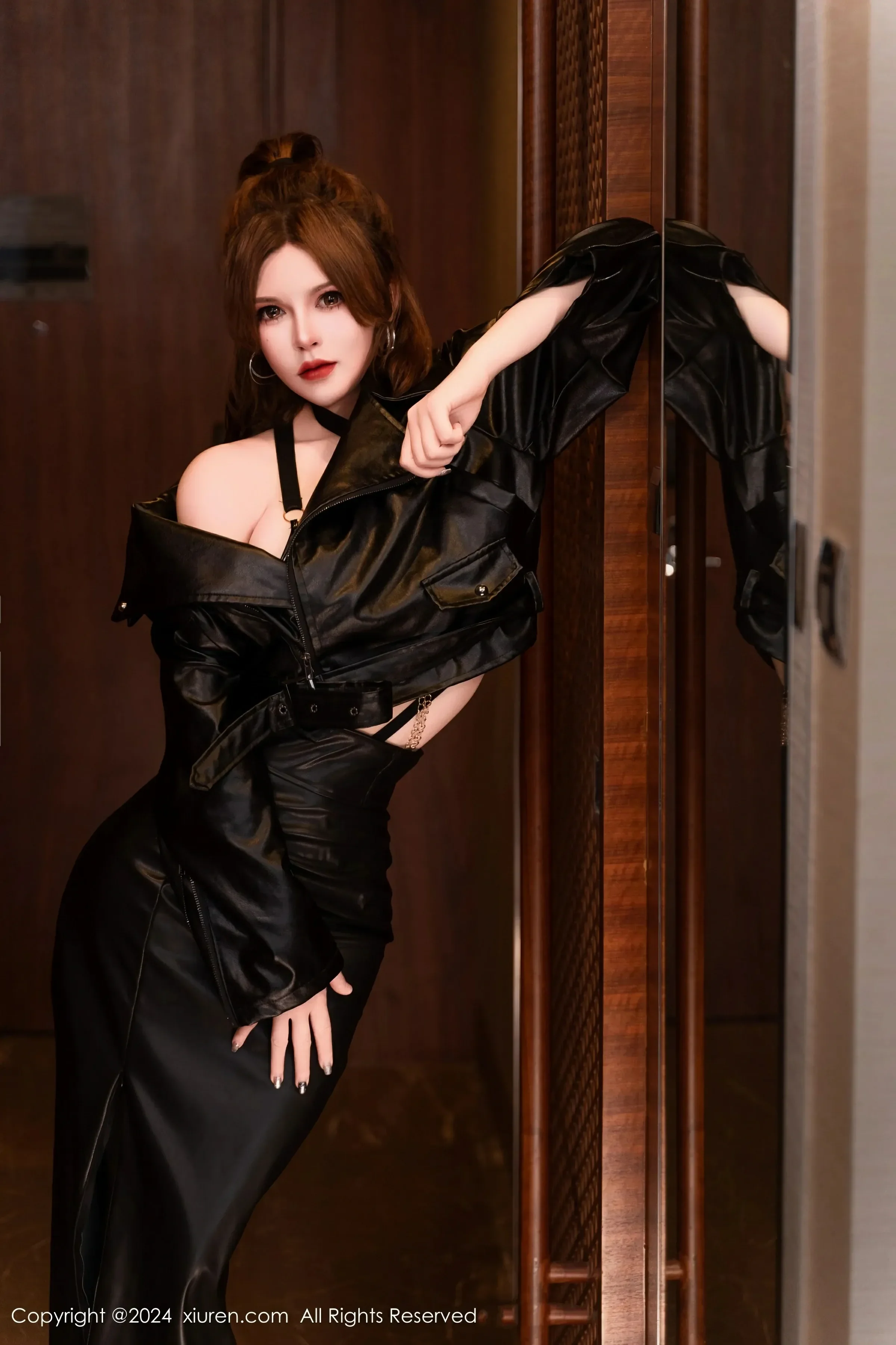 图片[3]-XiuRen 秀人 No.8305 伊丽莎有点白 [64P]-COS写真在线网