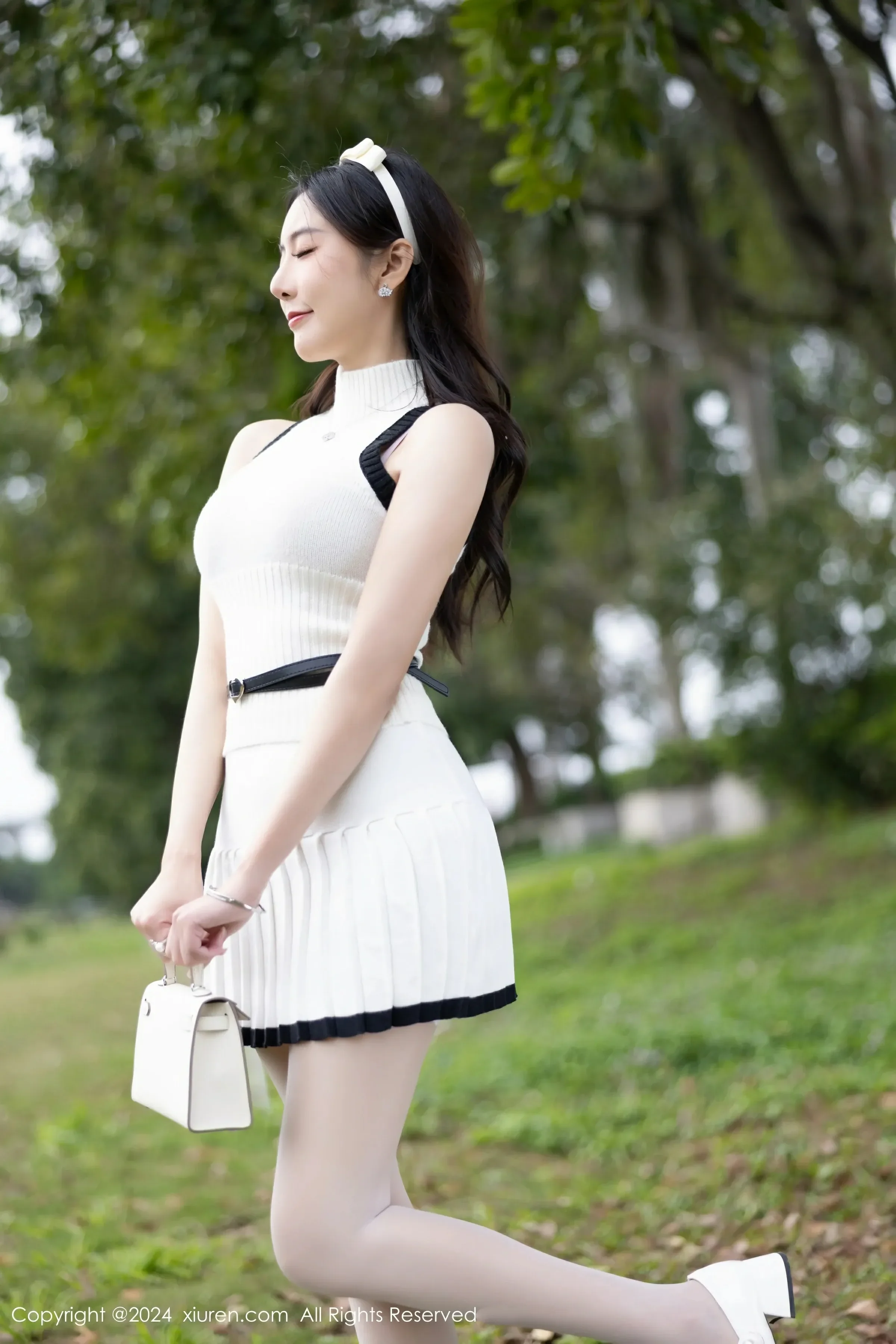 图片[5]-XiuRen 秀人 No.8334 王馨瑶yanni [80P]-COS写真在线网