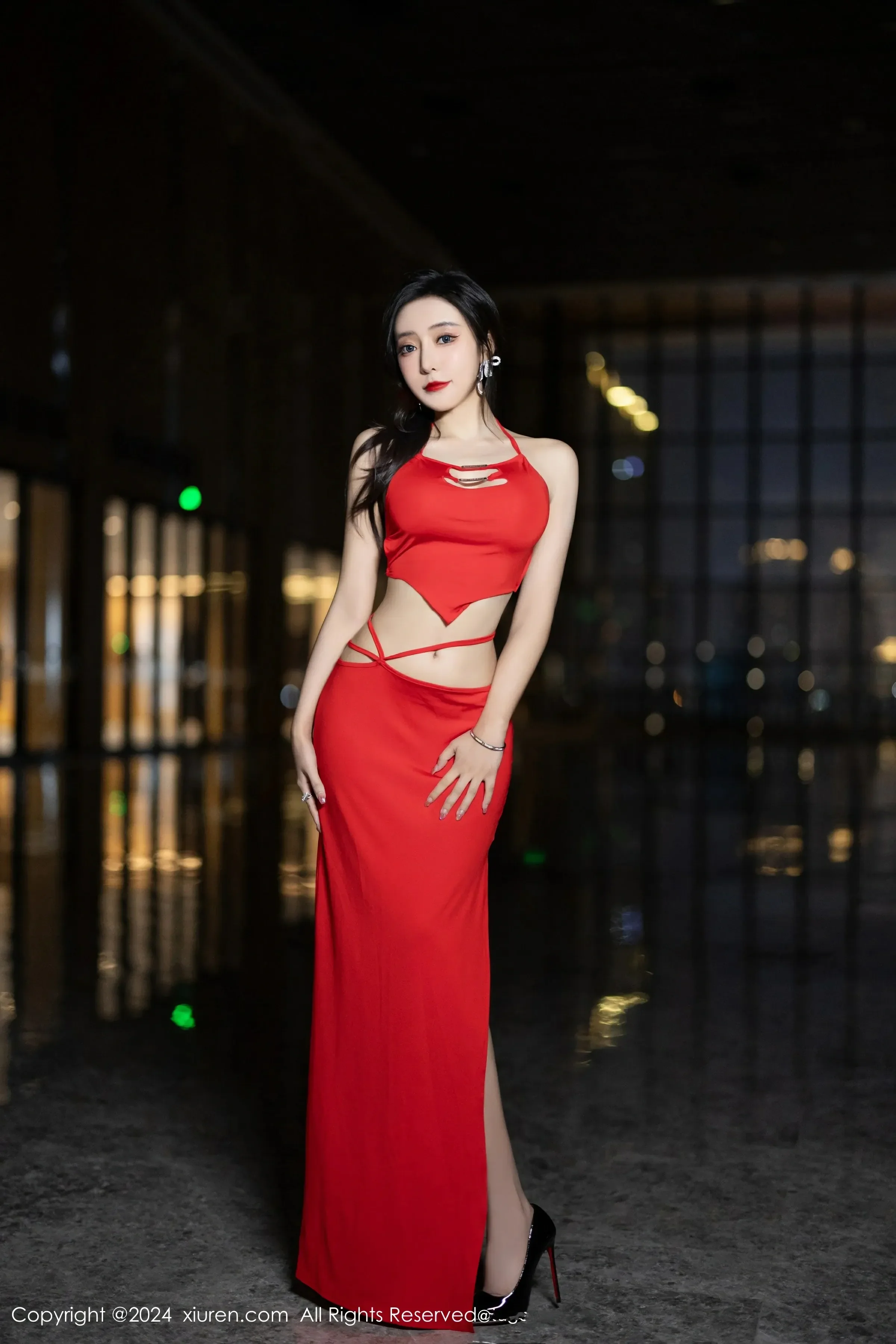 图片[2]-XiuRen 秀人 No.8378 王馨瑶yanni [80P]-COS写真在线网