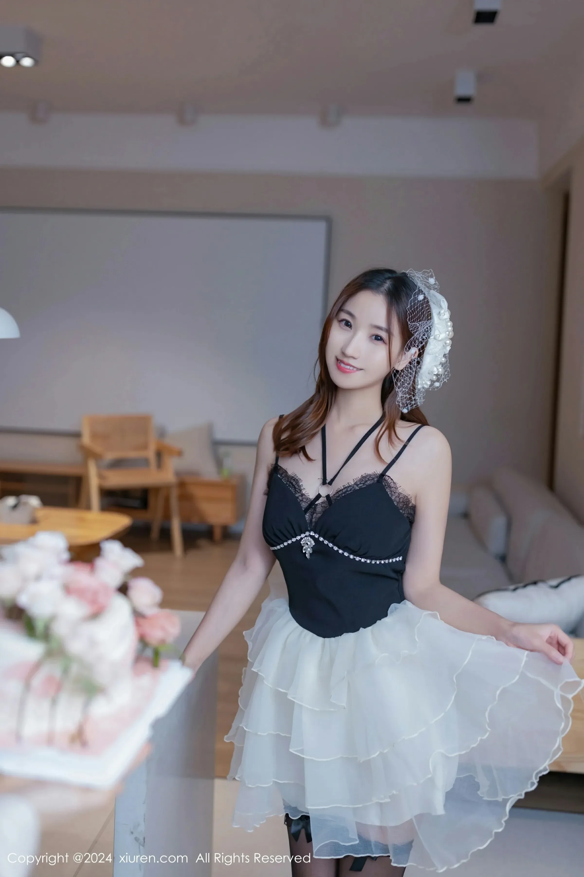 图片[2]-XiuRen 秀人 No.8398 杏子Yada [80P]-COS写真在线网