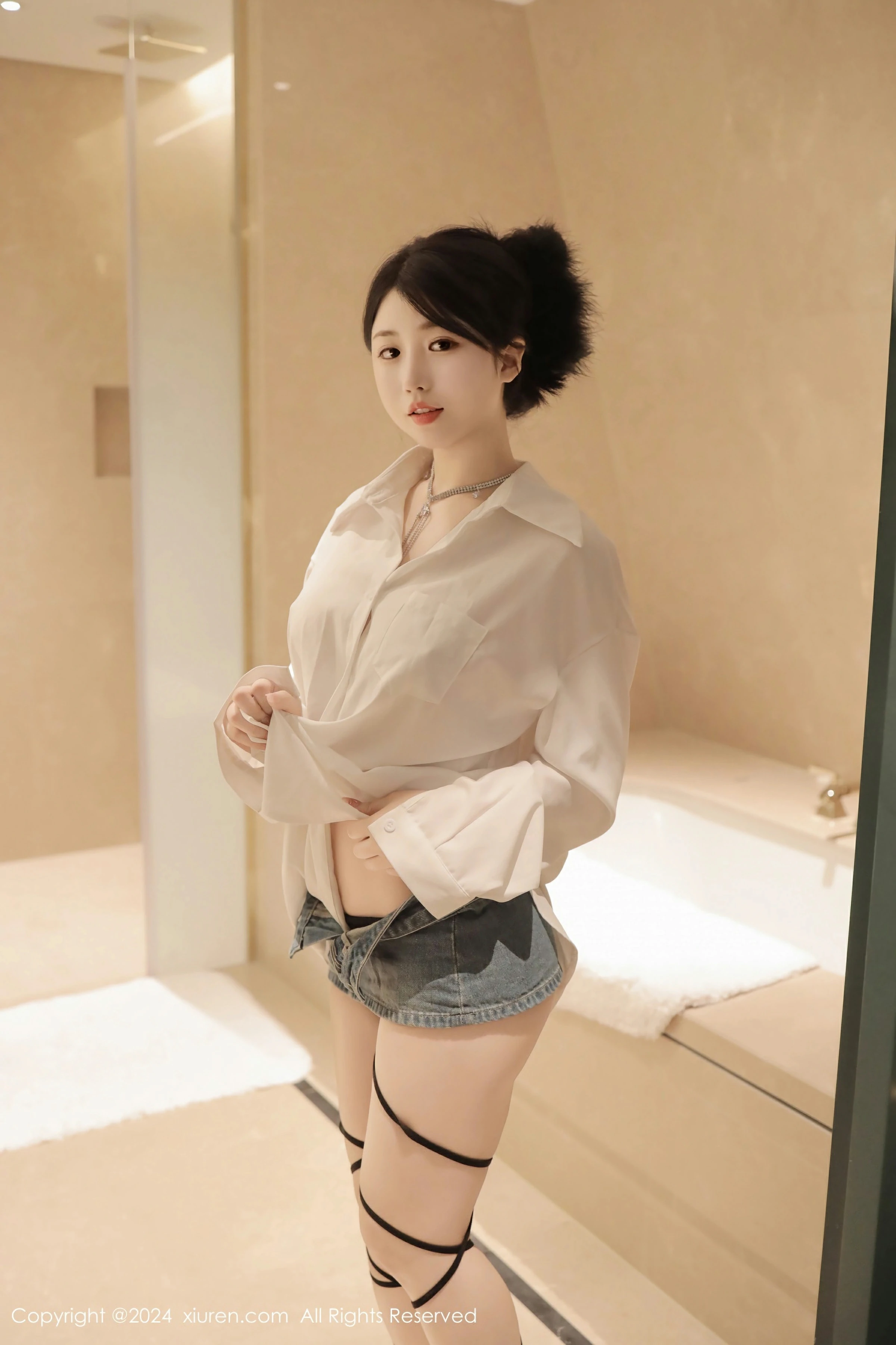图片[4]-XiuRen 秀人 No.8400 陈小花 [77P]-COS写真在线网