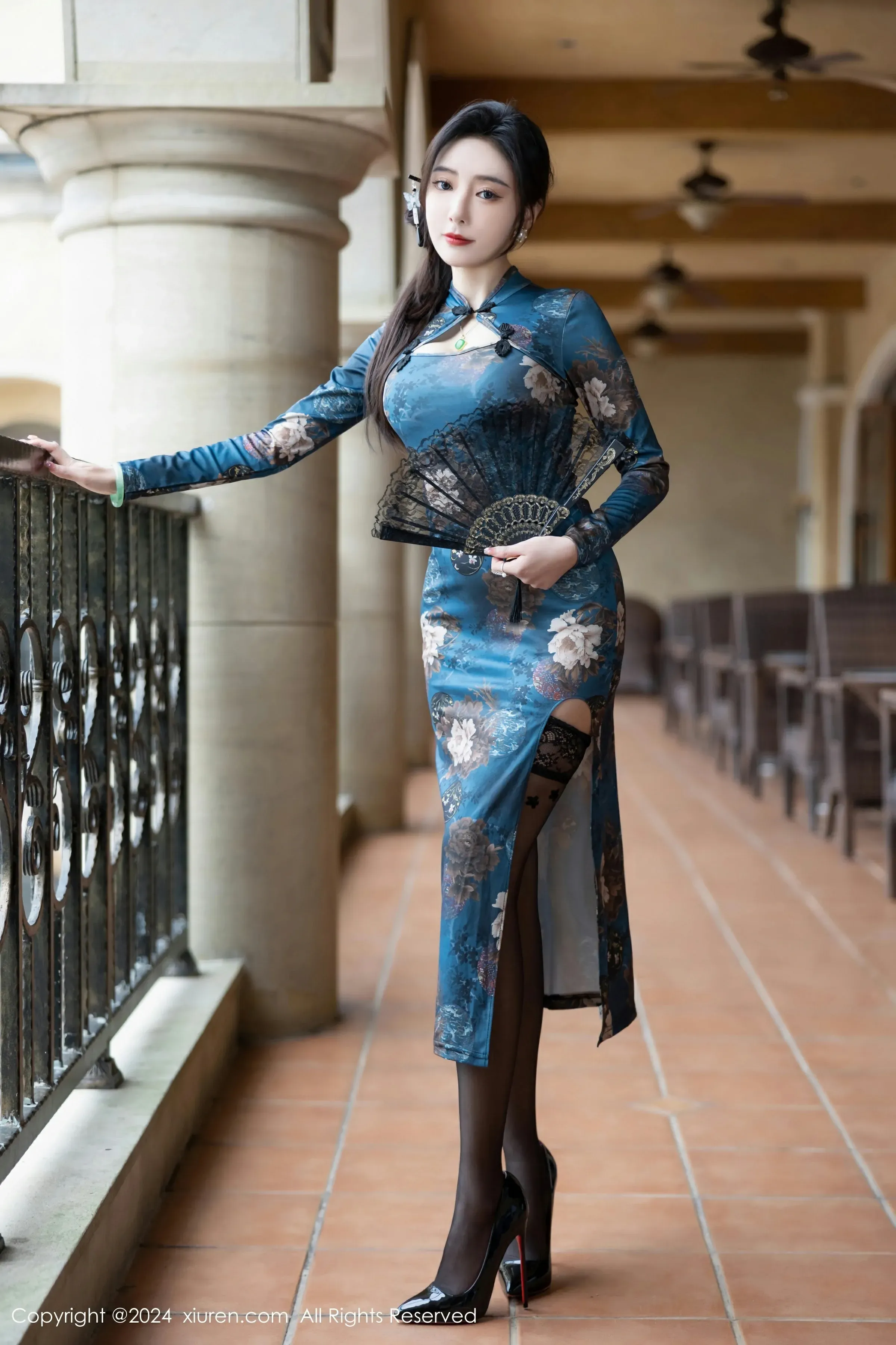 图片[3]-XiuRen 秀人 No.8425 王馨瑶yanni [82P]-COS写真在线网