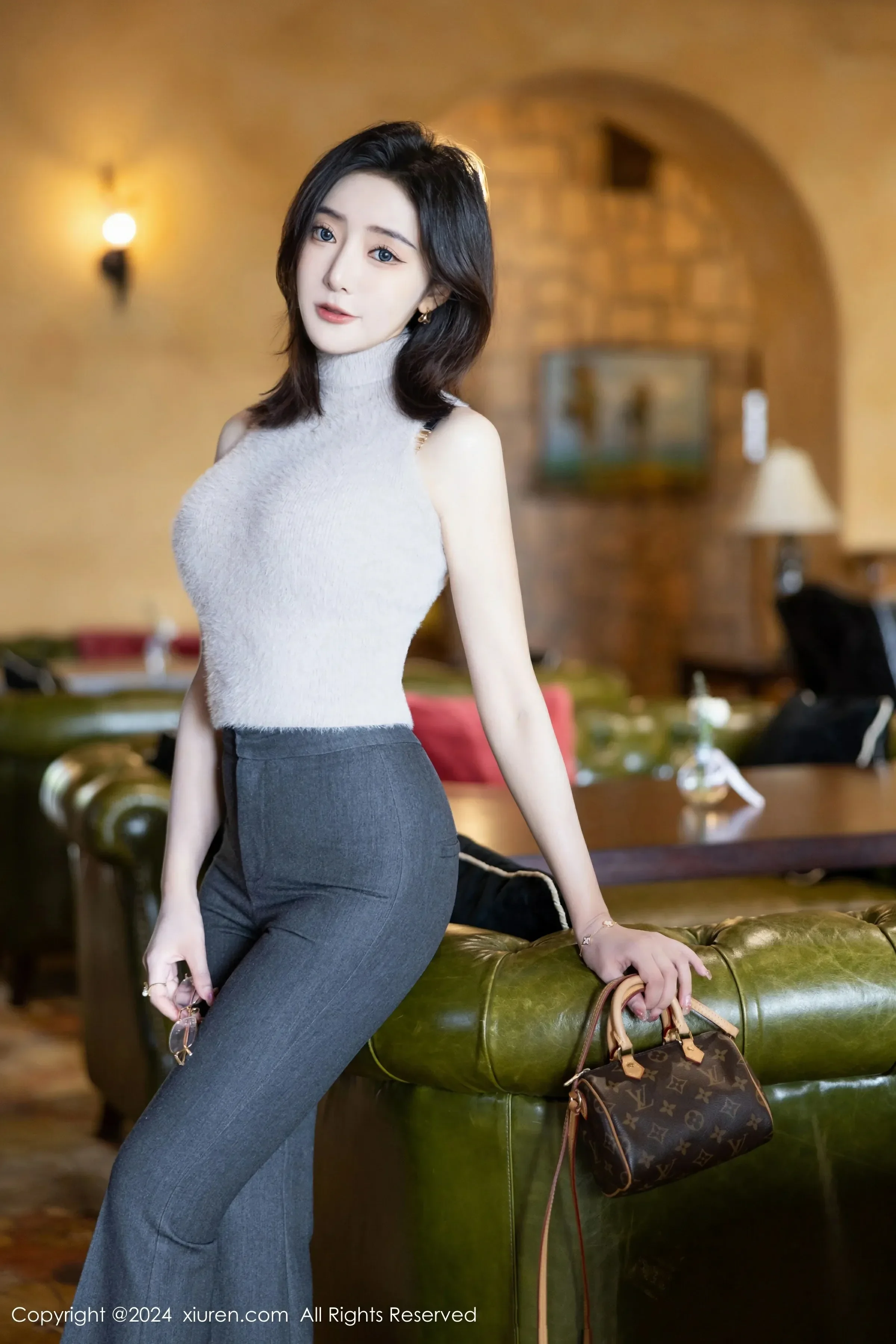 图片[5]-XiuRen 秀人 No.8451 王馨瑶yanni [80P]-COS写真在线网