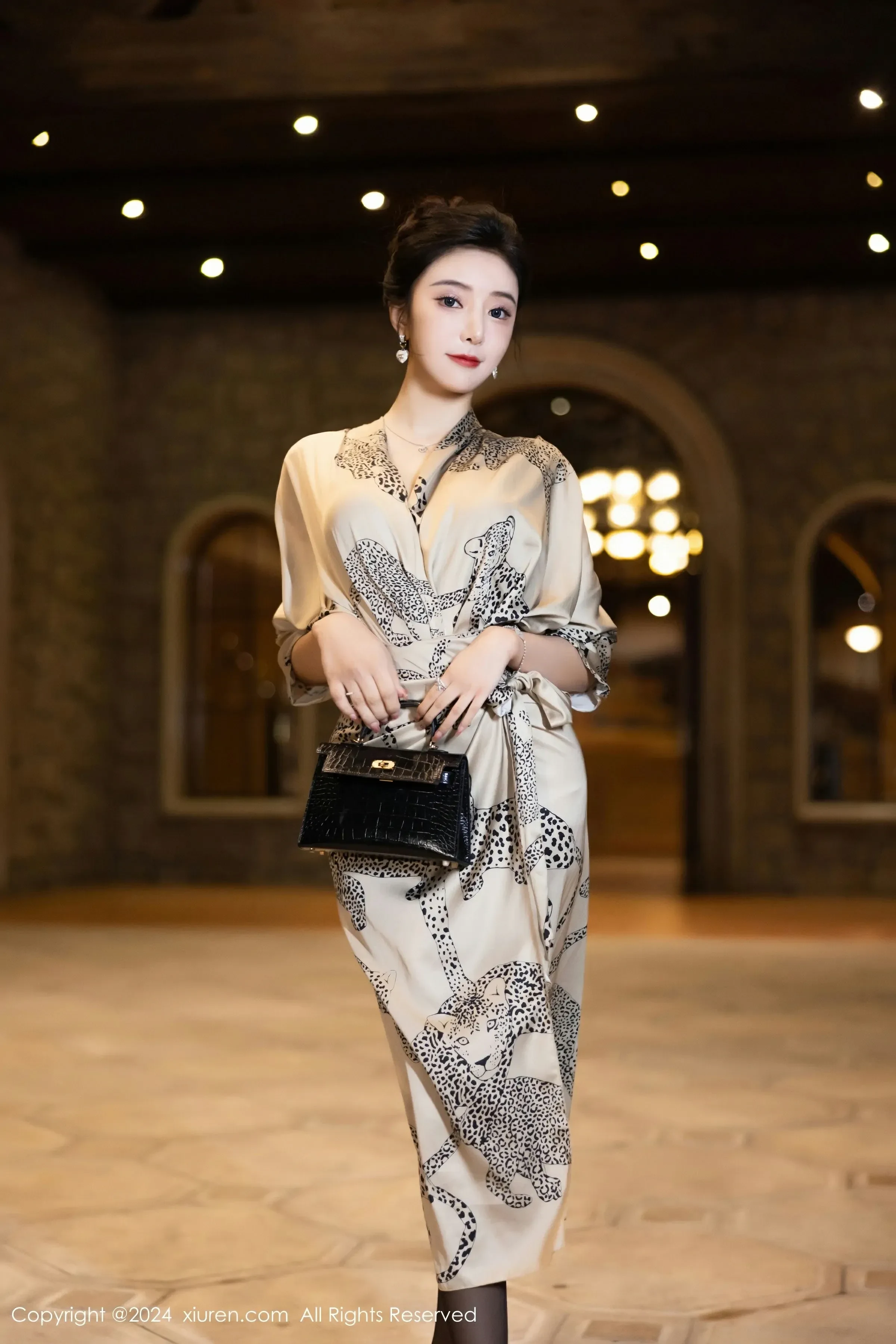 图片[2]-XiuRen 秀人 No.8510 王馨瑶yanni [82P]-COS写真在线网