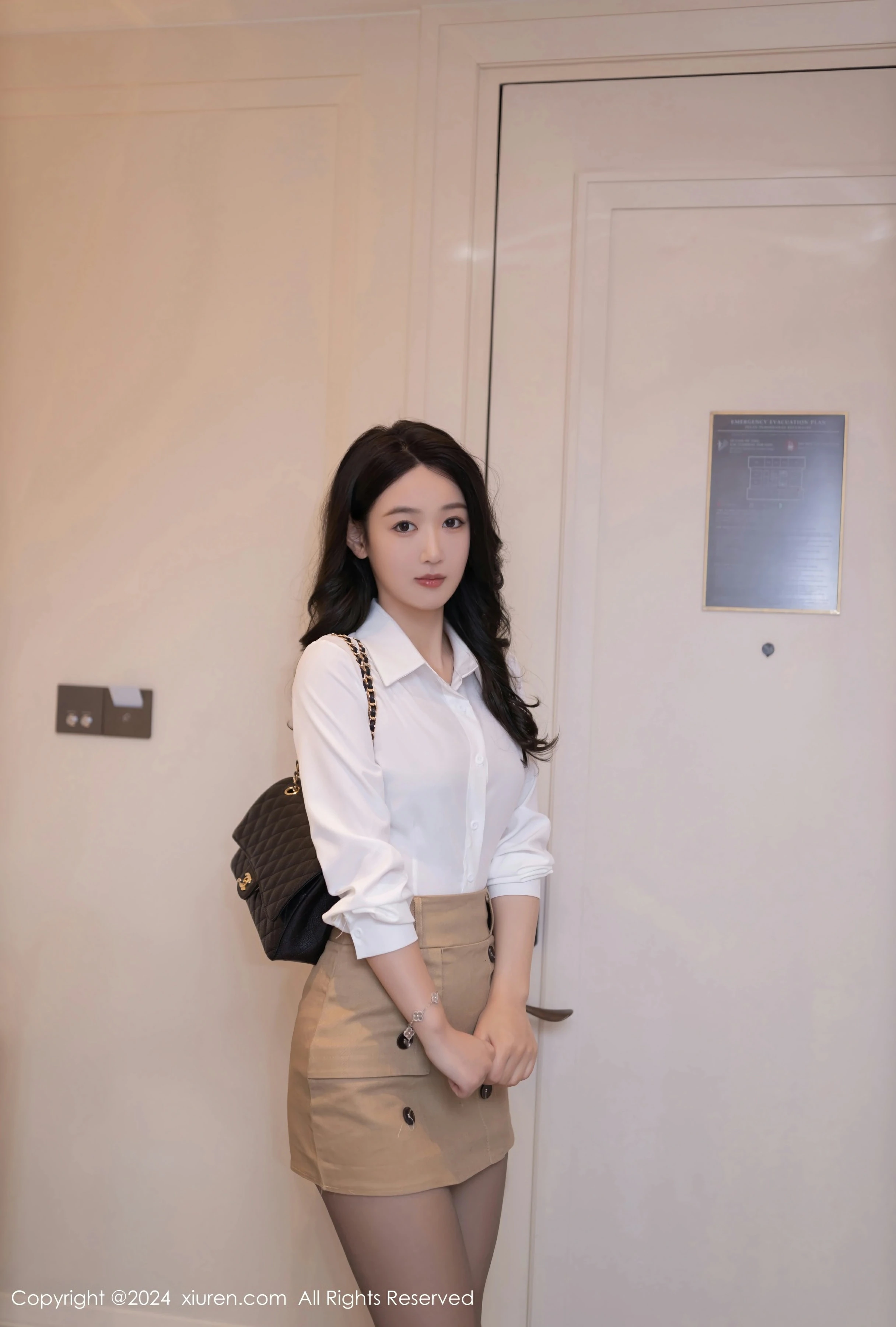 图片[2]-XiuRen 秀人 No.8571 唐安琪 [80P]-COS写真在线网