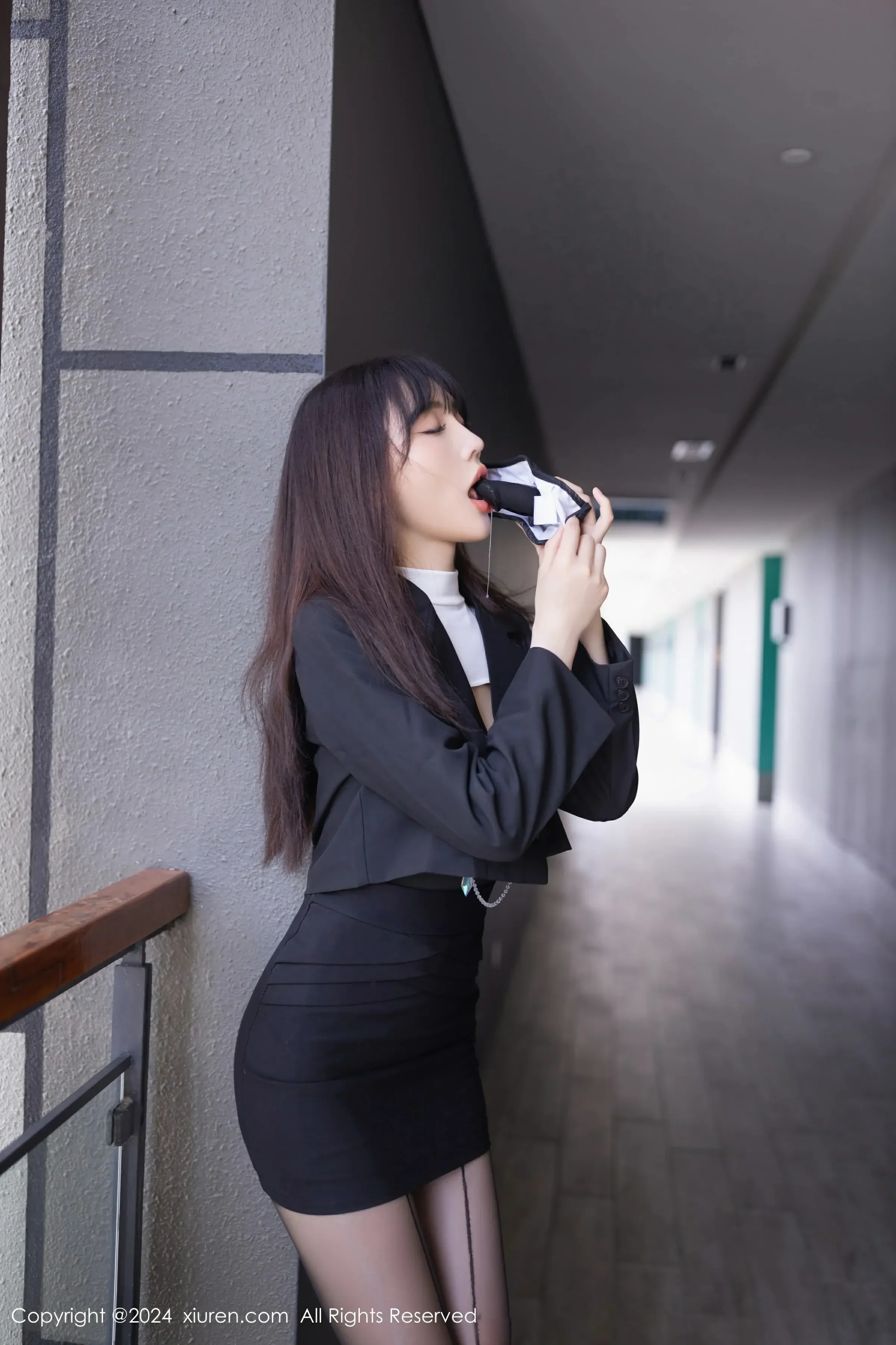 图片[2]-XiuRen 秀人 No.8627 陆萱萱 [80P]-COS写真在线网