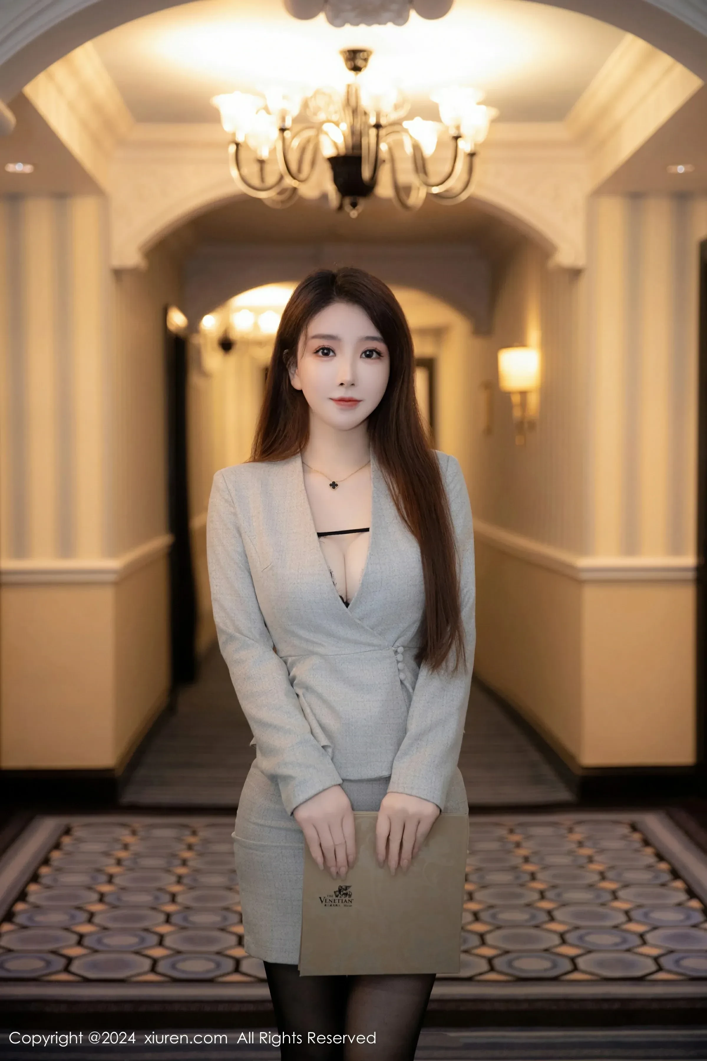 图片[2]-XiuRen 秀人 No.8716 雨儿酱eve [83P]-COS写真在线网