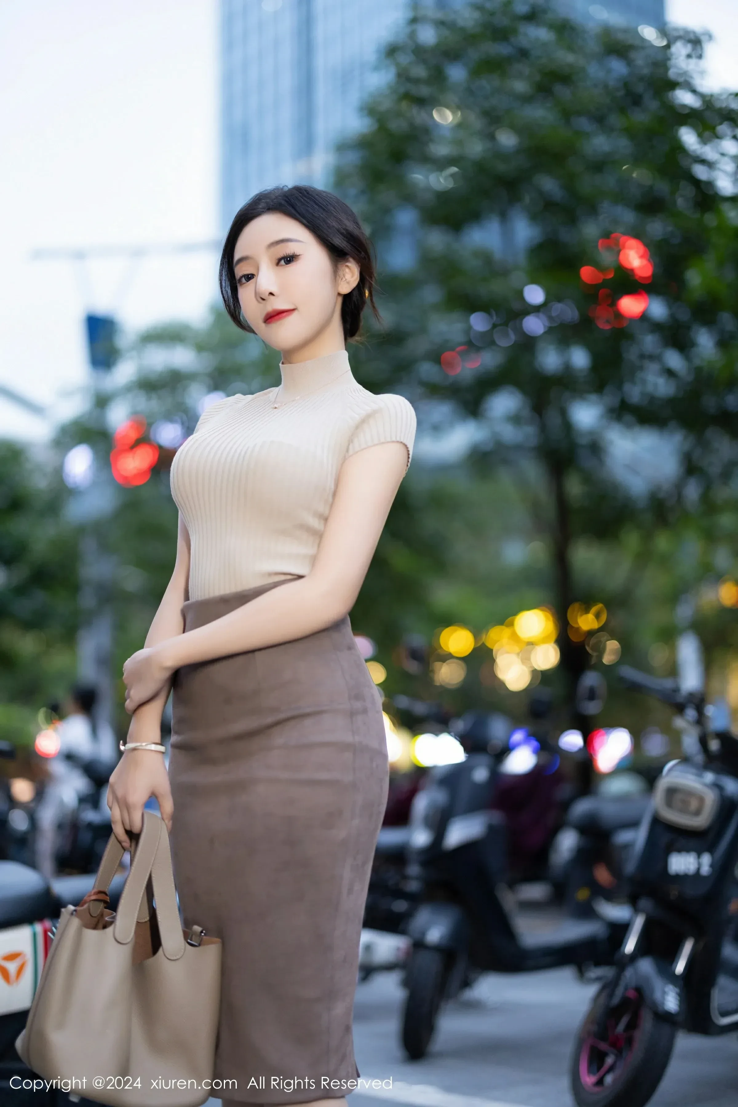 图片[5]-XiuRen 秀人 No.8741 王馨瑶yanni [80P]-COS写真在线网