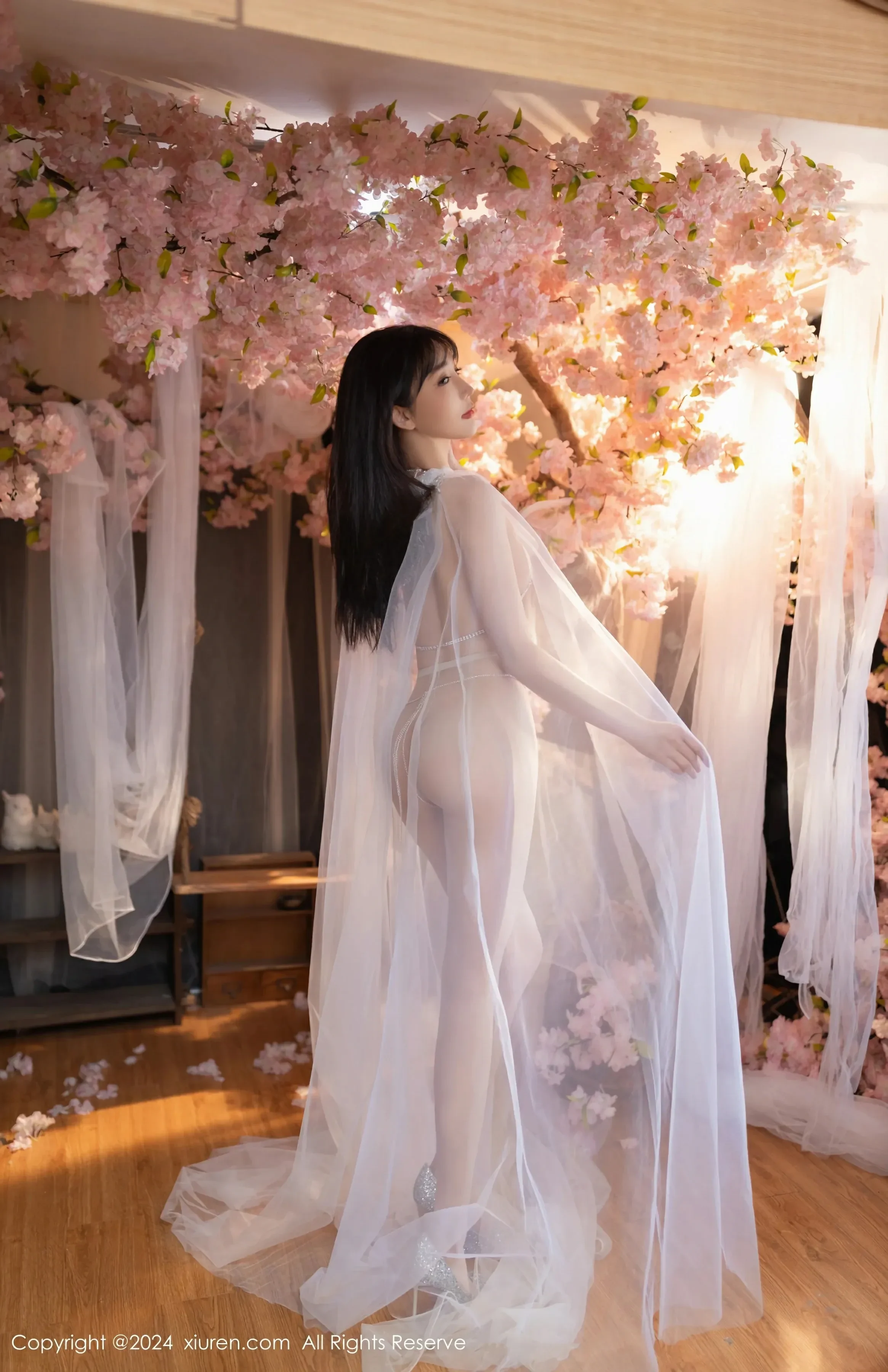 图片[3]-XiuRen 秀人 No.8807 陆萱萱 [80P]-COS写真在线网