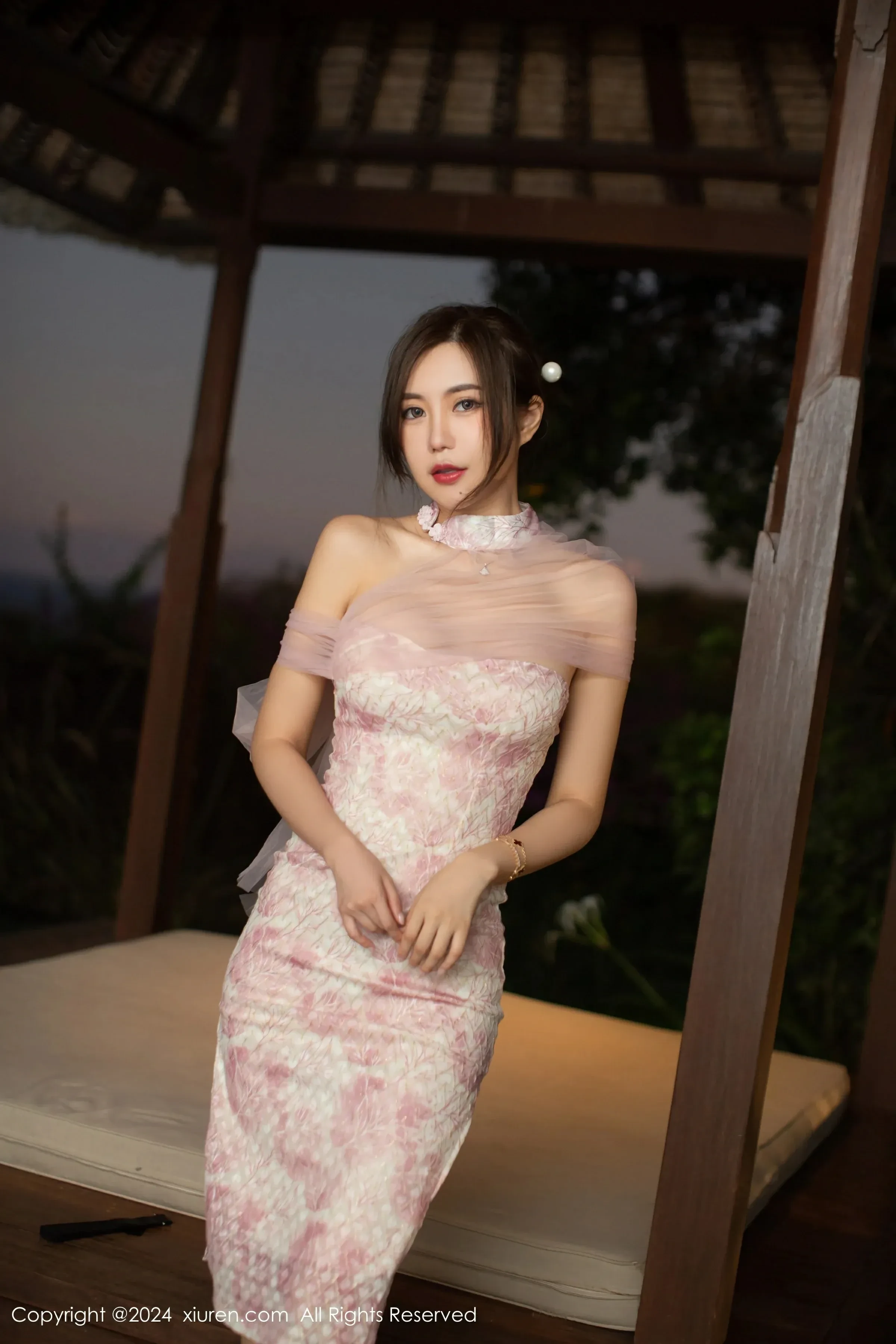 图片[4]-XiuRen 秀人 No.8868 绮里嘉ula [67P]-COS写真在线网
