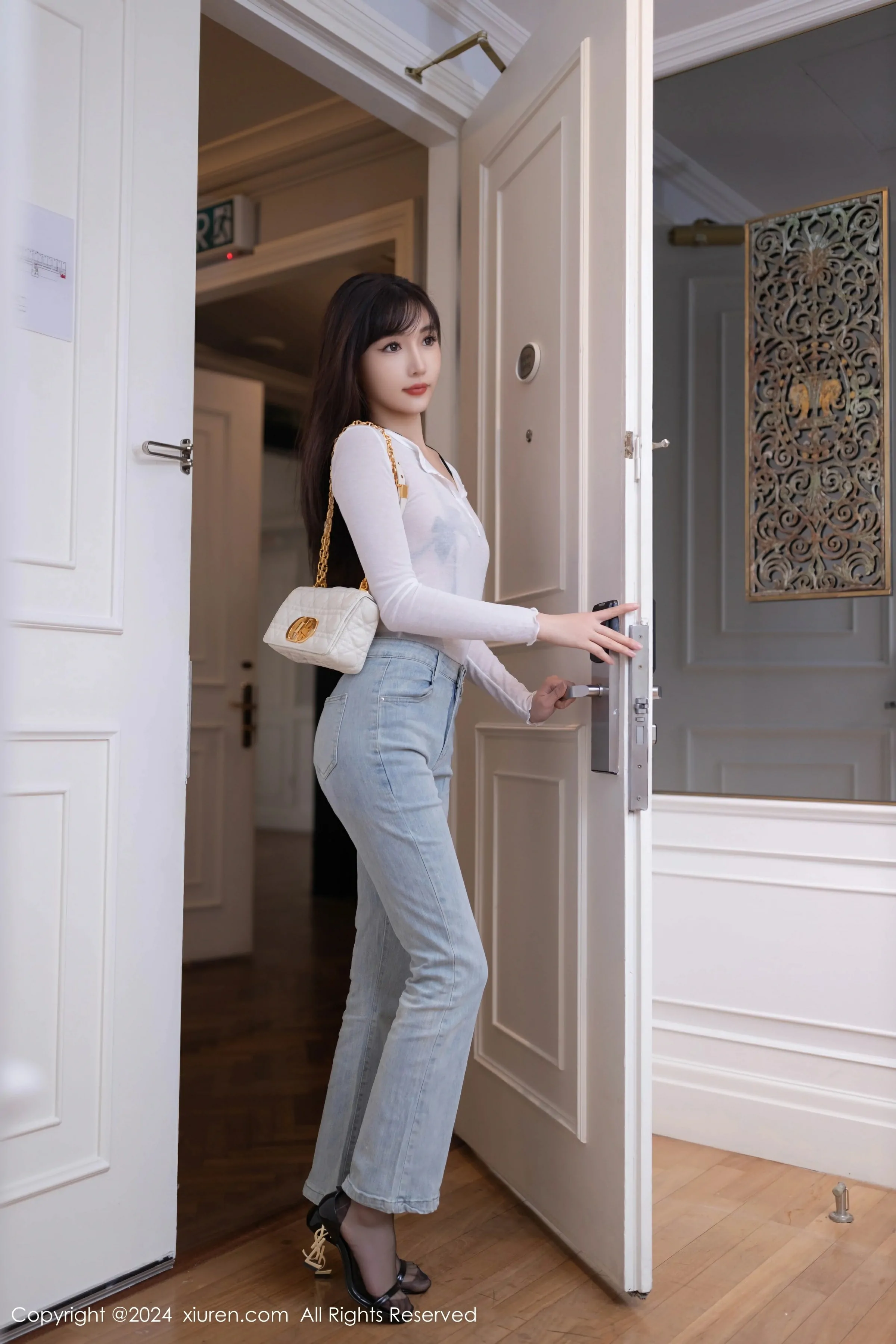 图片[2]-XiuRen 秀人 No.9118 陆萱萱 [86P]-COS写真在线网