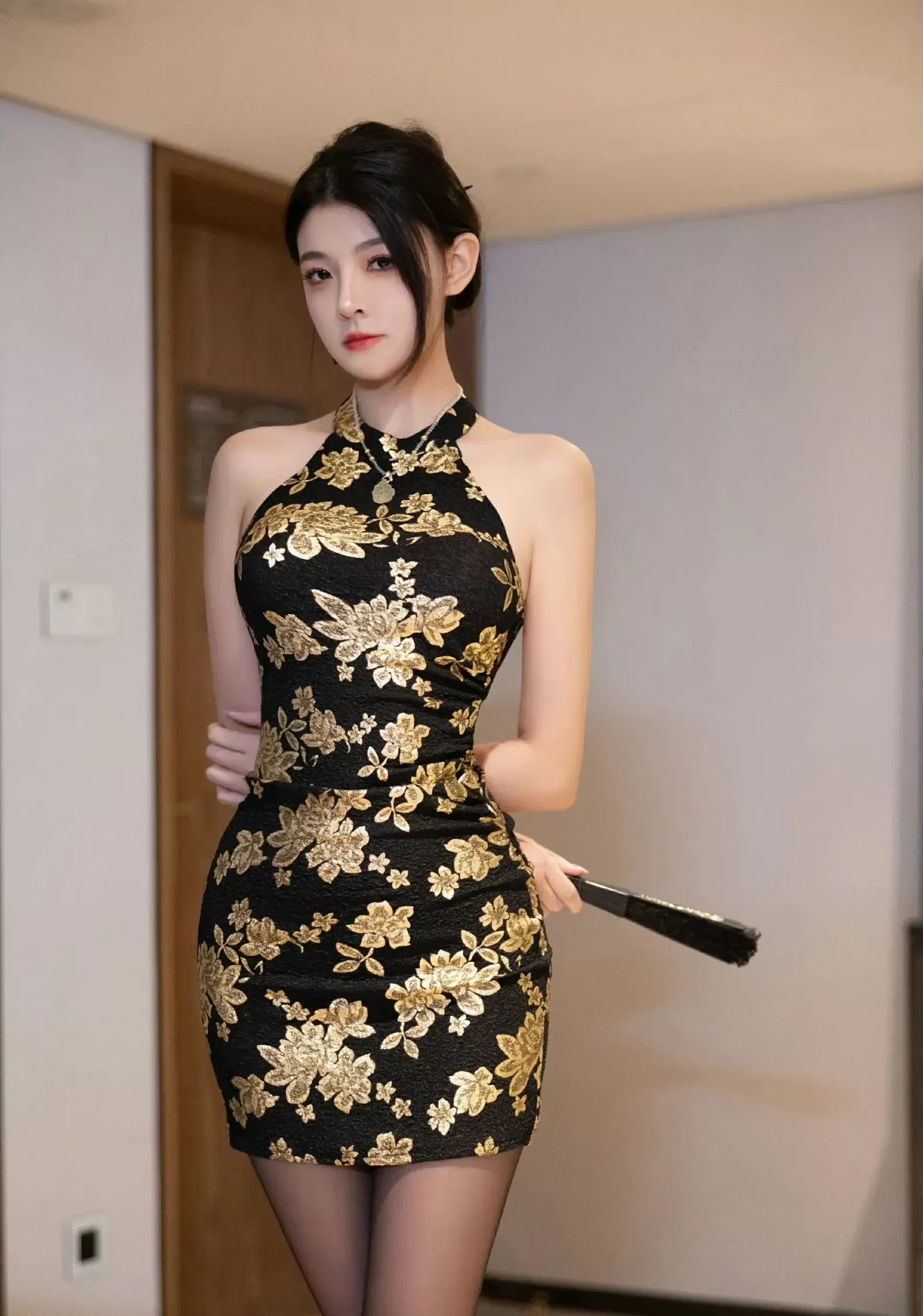 图片[5]-XiuRen 秀人 No.9304 初梦瑶 [95P]-COS写真在线网