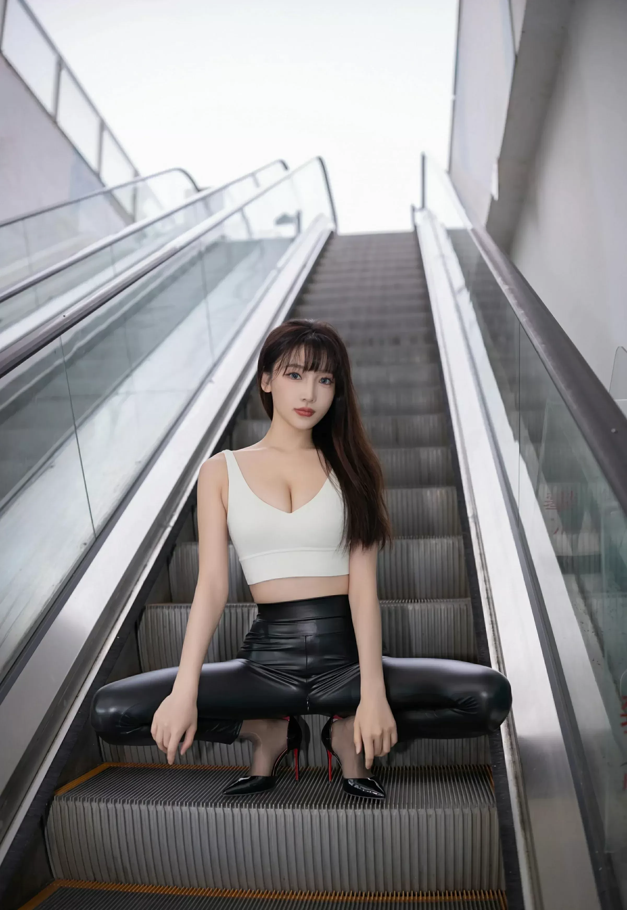 图片[3]-XiuRen 秀人 No.9377 陆萱萱 [81P]-COS写真在线网