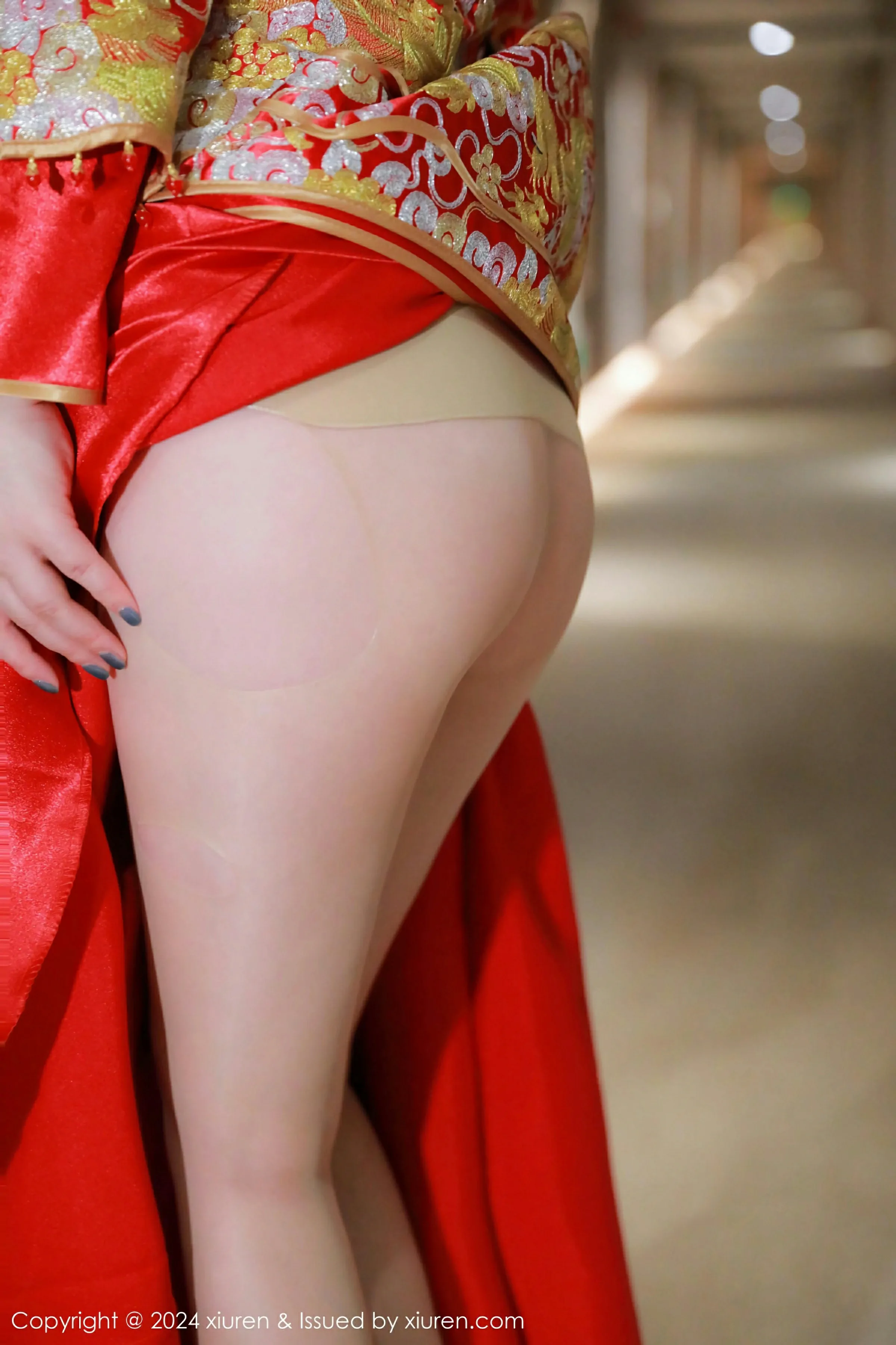 图片[4]-XiuRen 秀人 No.9494 诗诗kiki [83P]-COS写真在线网